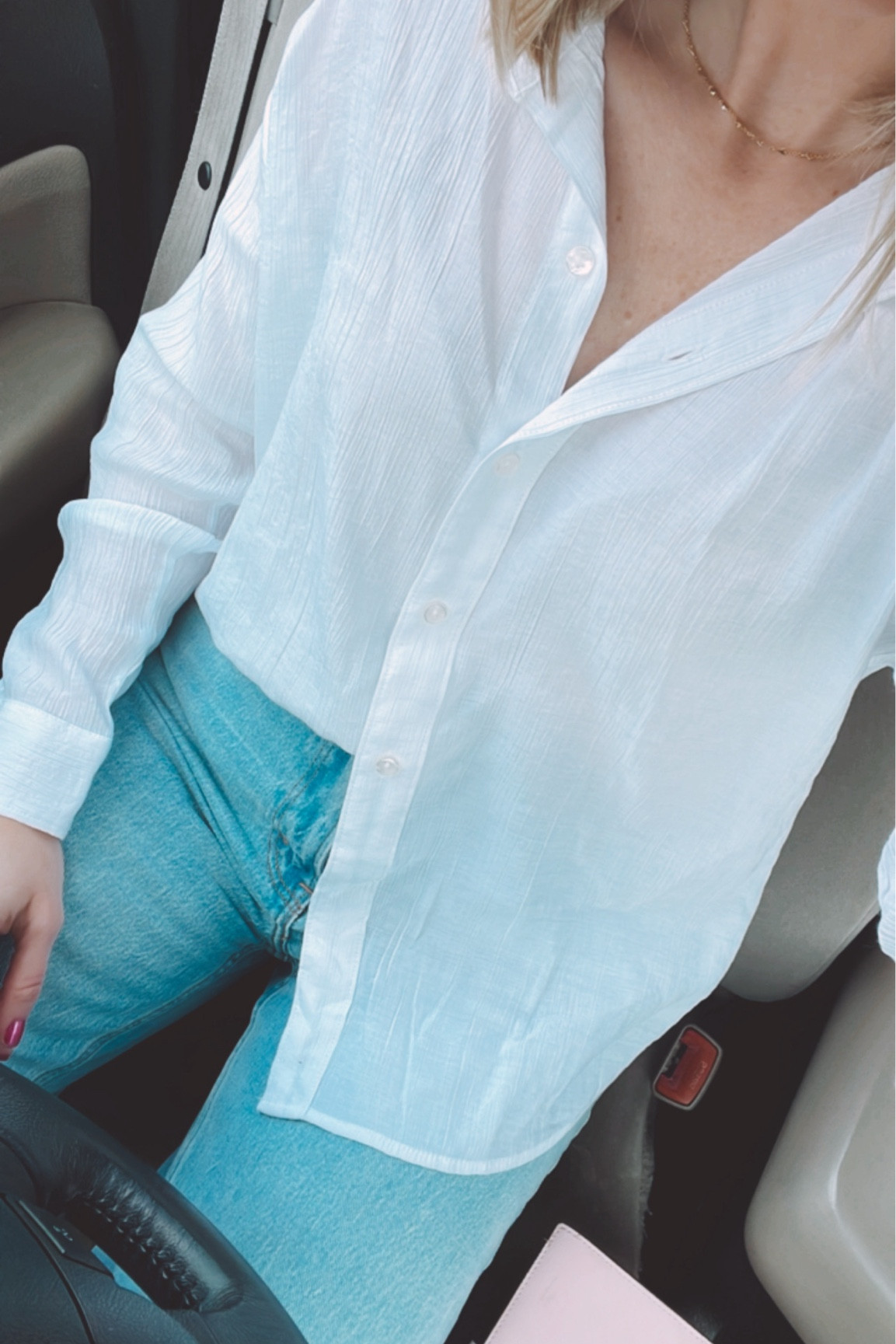 Best basic white button up!🤍

#LTKwomen LTKabercrombie

#LTKstyletip #LTKbeauty
