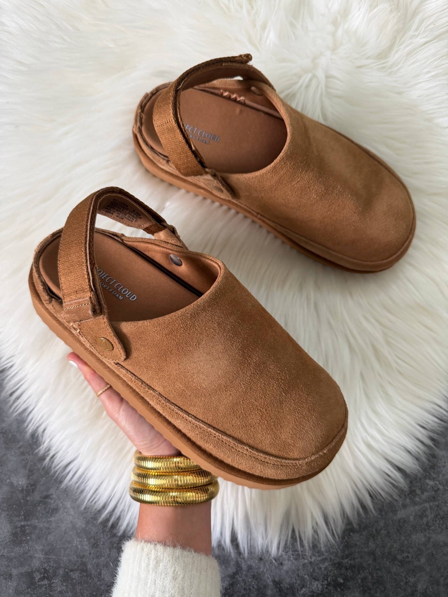 100% Genuine Leather Platform Mule Clogs for Women runs true to size
