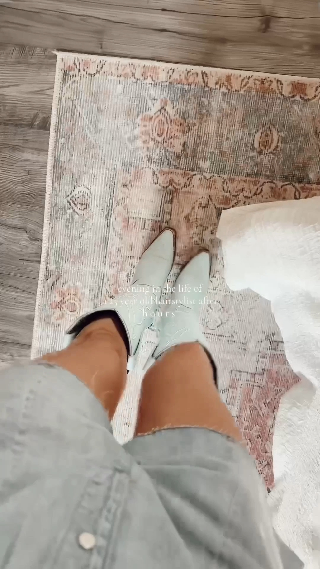 off work ✨ spend a little mid afternoon with me after salon hours! 

Leave work, worship, call my family on the ride home, get home greet Ben + the hubby (he gets off at 1:30!), get into comfies, walk the doggo (he gets 3-4 walks a day! Spoiled!!! 🐶) and now to cook some dinner + relax 😌 
Linking my fits from today + my comfy set I snagged on sale for $31! 🤩

#LTKPetite #LTKFamily #LTKHome