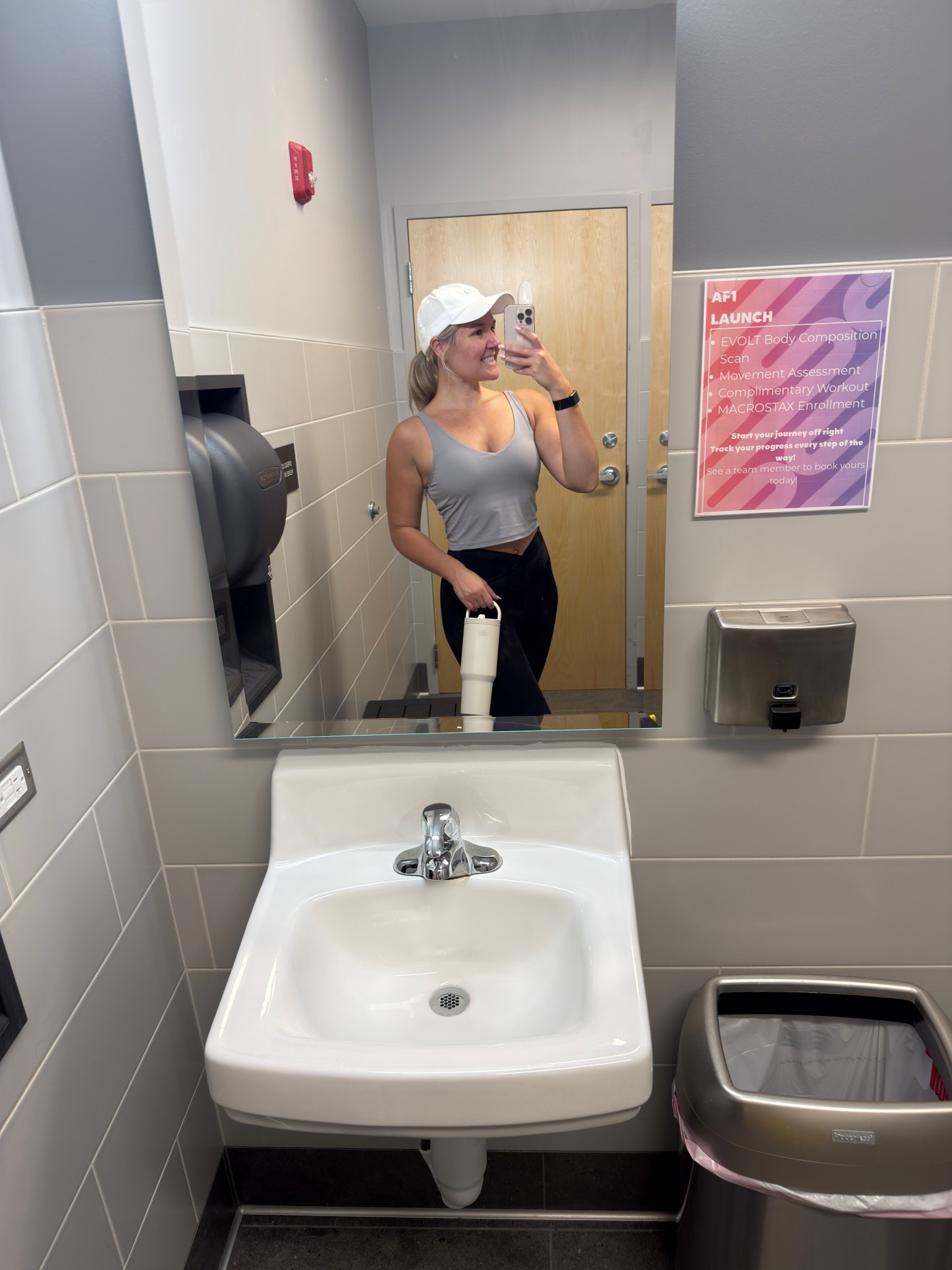 Amazon fit + alo hat + my favorite water bottle = perfect gym day 

#LTKFindsUnder100 #LTKStyleTip #LTKActive