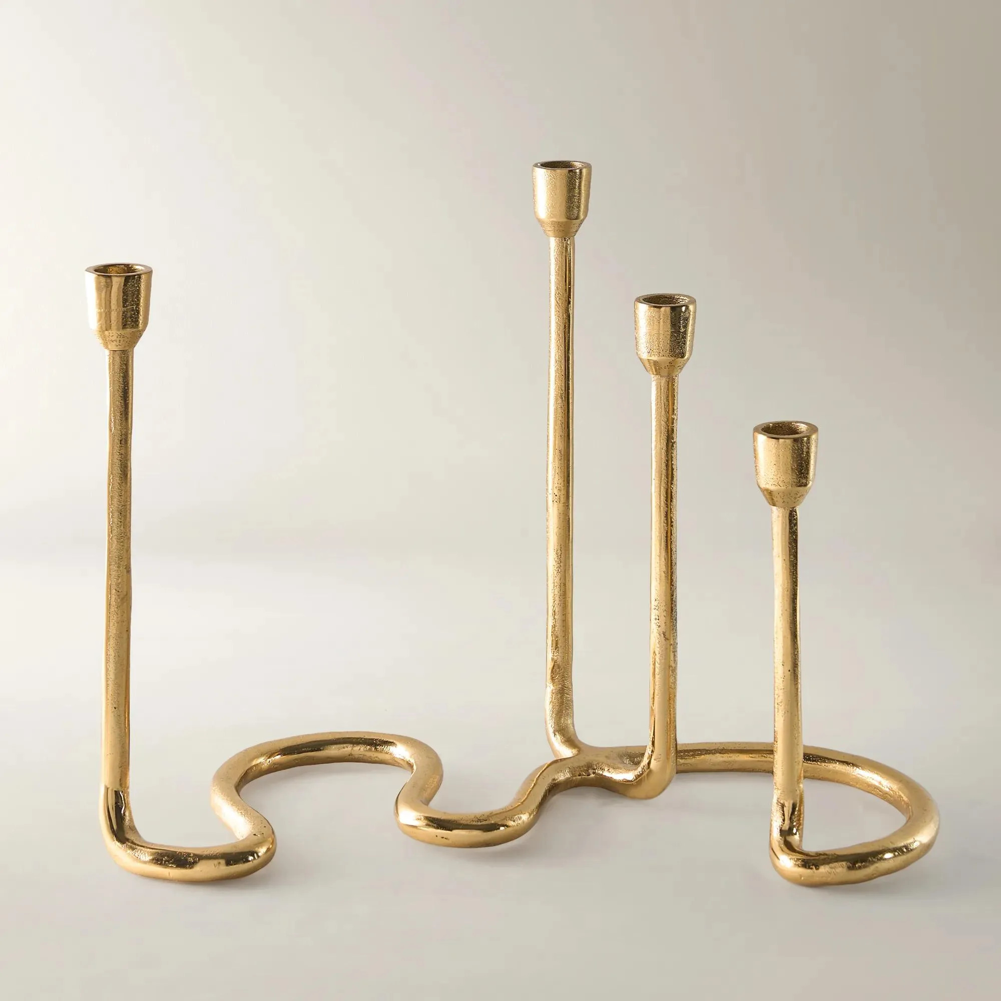 Serpentine Taper Holder - Soft Gold | Z Gallerie