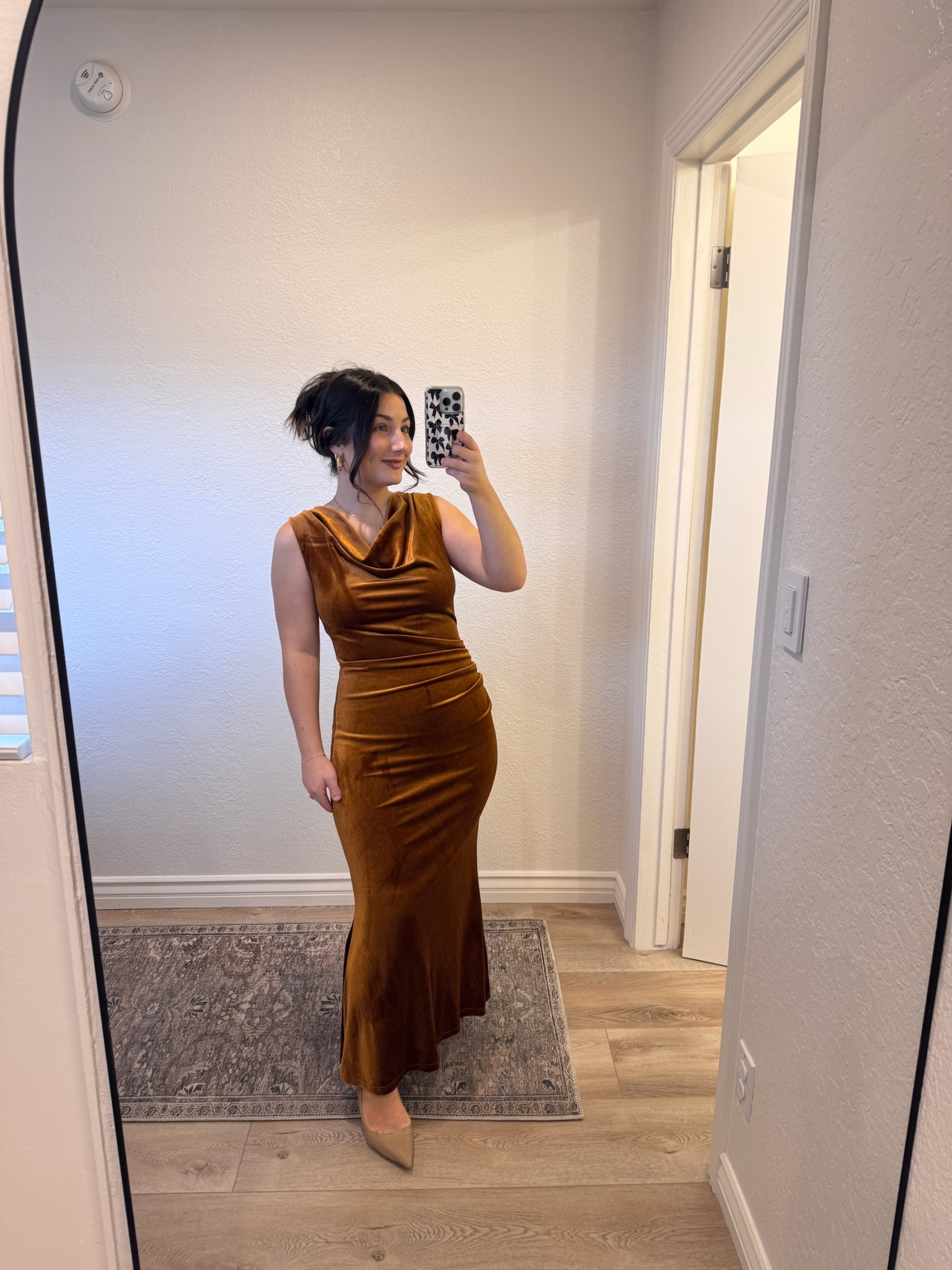 Feeling glamorous in this stunning velvet dress and gold accessories! Perfect for a special occasion, holiday event, or wedding guest dress! 

Dress use code: MIMIWILL
Necklace use code: Mimiltk 

Petite friendly! Size small, 5'0" 140lbs


#LTKHoliday #LTKSaleAlert #LTKPetite