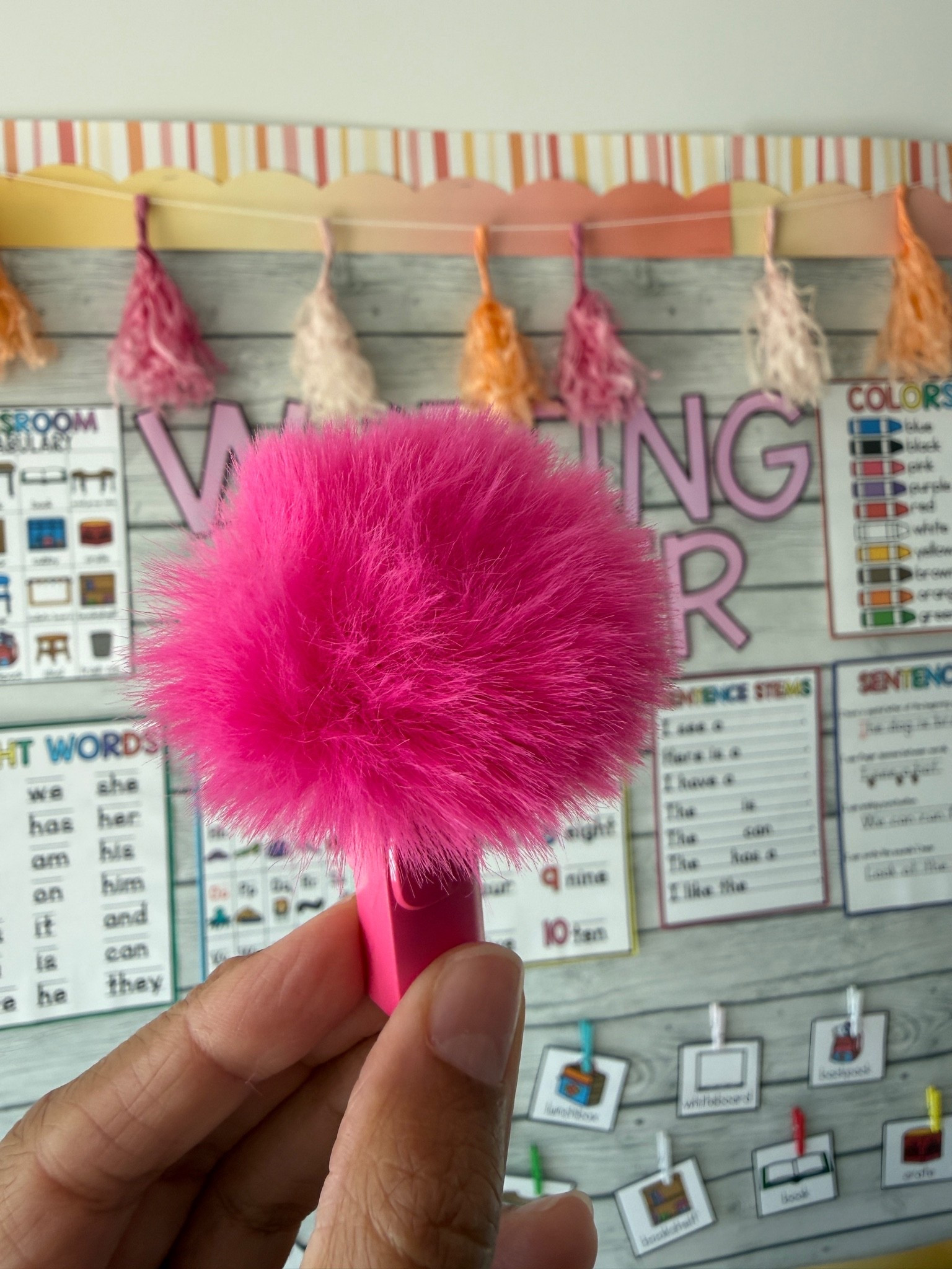 Phone hot pink mini mic