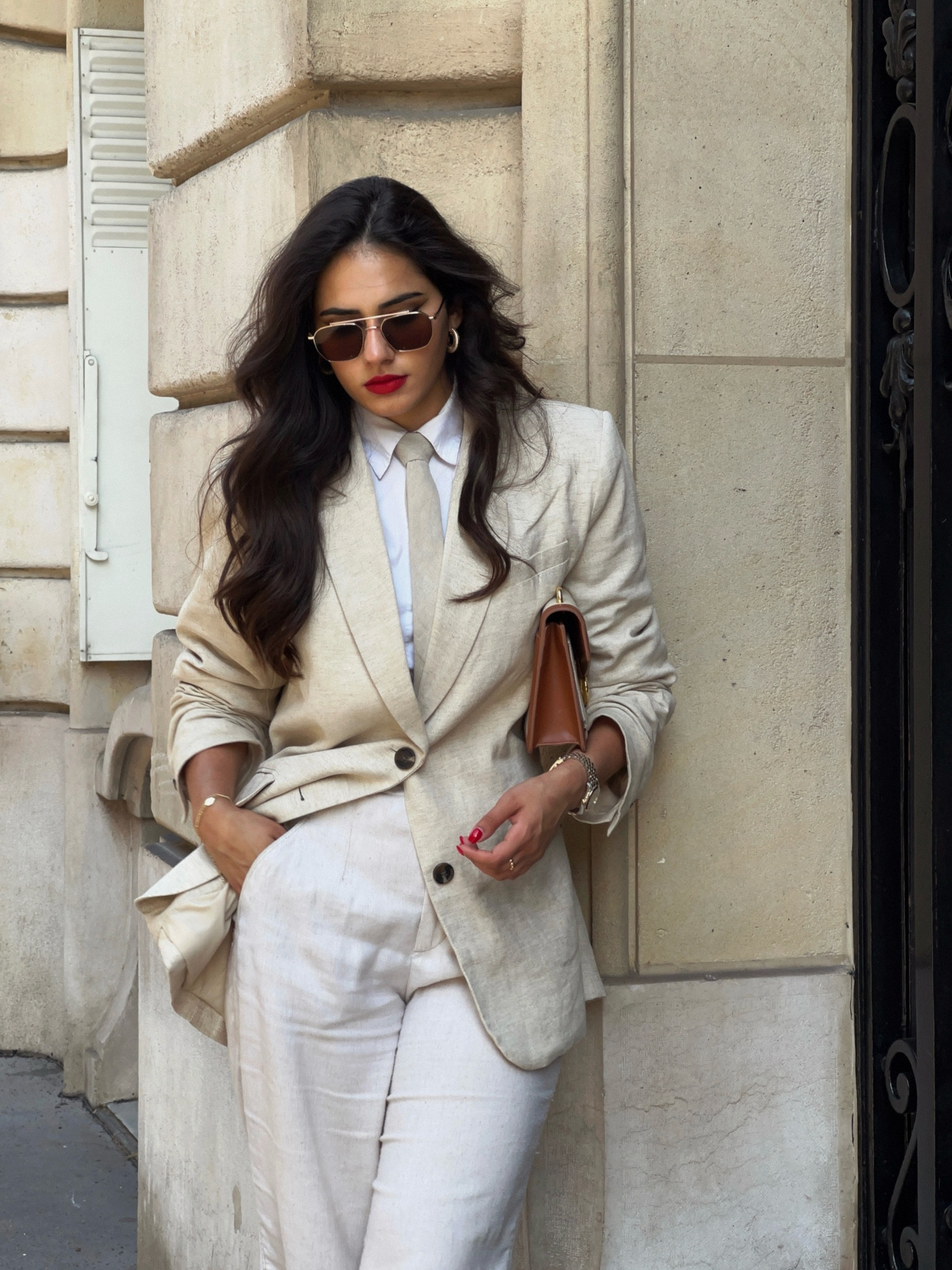 Gold sunnies 

#LTKeurope #LTKstyletip #LTKbeauty