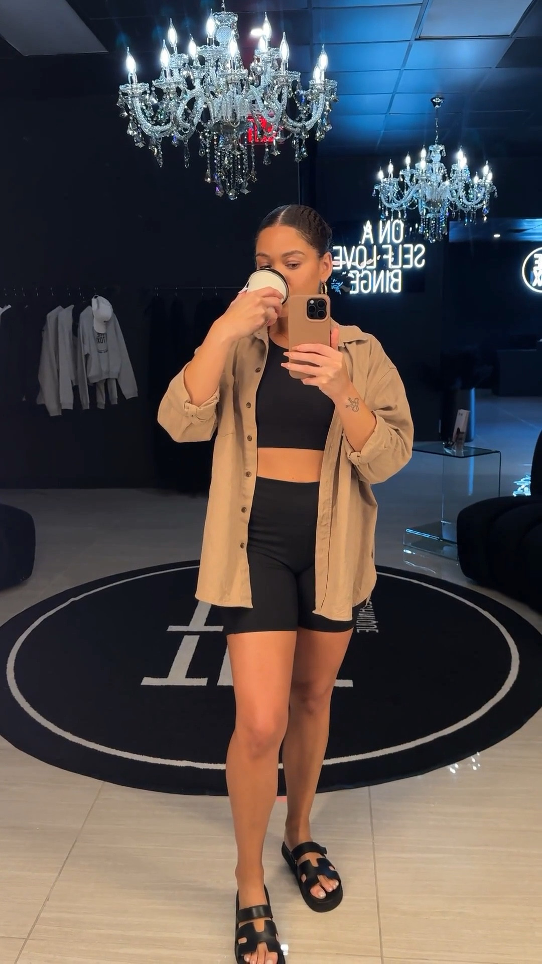 One of my favorite workout sets that I also throw on casually when I’m running errands 

#LTKStyleTip #LTKFindsUnder100 #LTKActive