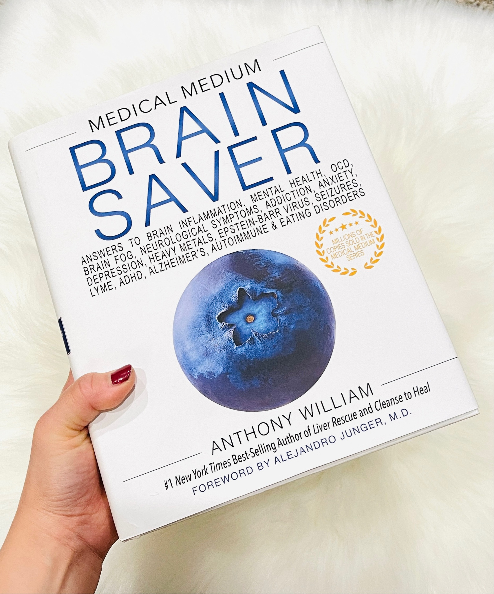 Are you a Medical Medium fan? Give the gift of health by getting your loved ones his latest book- Brain Saver. 🙌🏻 😌This books attempts to explain neurologic diseases including mental health issues, brain fog, anxiety and depression among common ones. A must have for health buffs out there!🤗💕📘📖 This book is on sale too the perfect time to get it is now!😘😘



#health #healthbooks #ltkhealth #ltkbooks #books #medicalmedium #giftsforfamily #giftsformom #giftsforher #giftsforhim #bookfinds #easygifts #ltkunder100 #ltktravel #ltkfit

#LTKsalealert #LTKGiftGuide #LTKunder50
