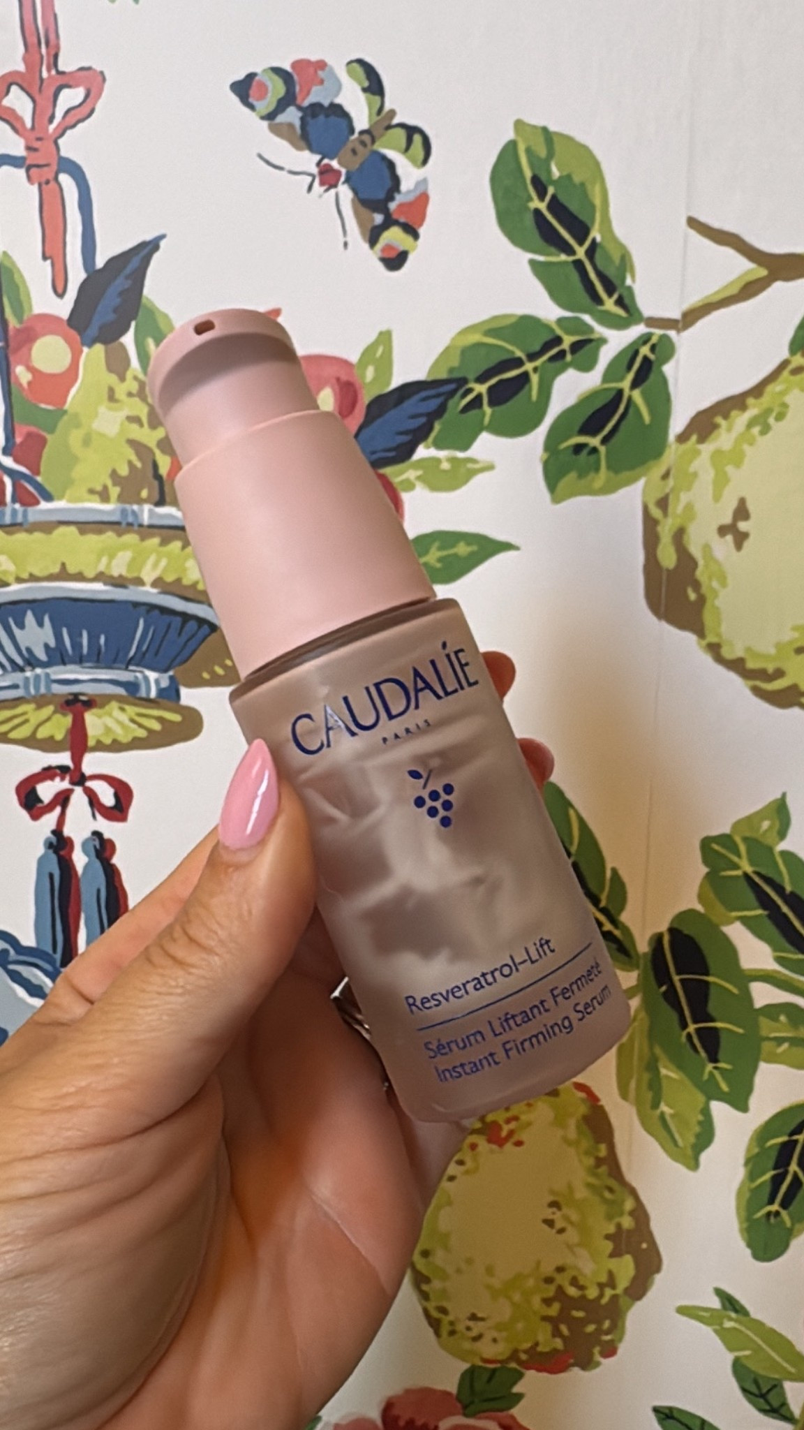 Forever repurchase!!! 

French beauty
French skincare
Moisturizer 
