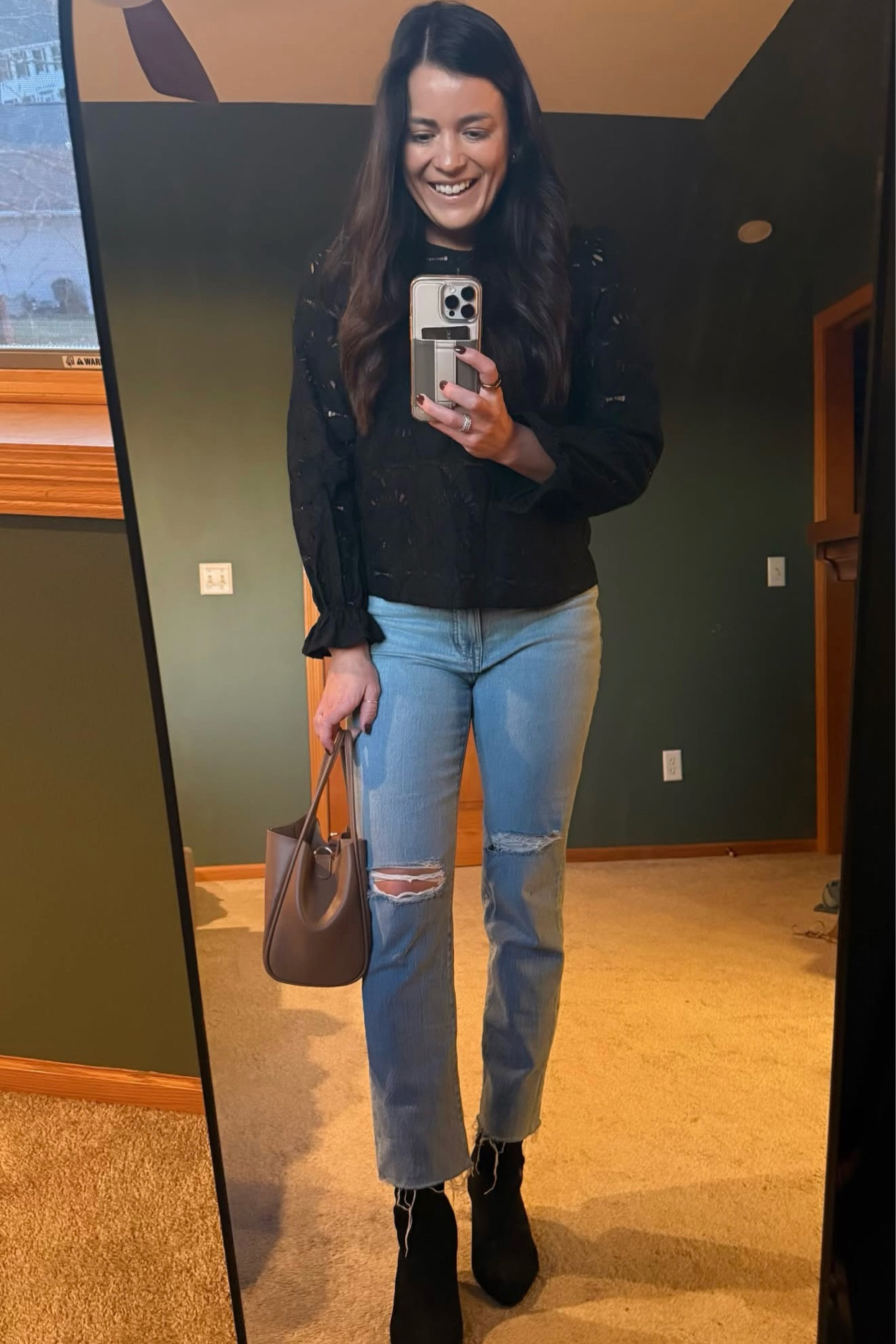 Perfect date night top. Runs TTS. 

#LTKItBag