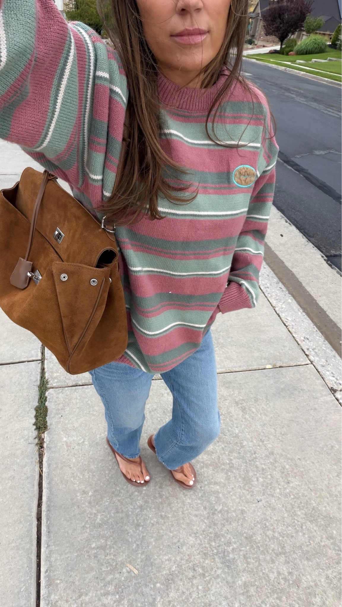 The perfect fall outfit 🤎 love this oversized stripe sweater from Amazon. And this suede bag has been a major bestseller

Amazon fashion, Amazon finds, Amazon purse

#LTKootd #LTKOver40 #LTKgrwm