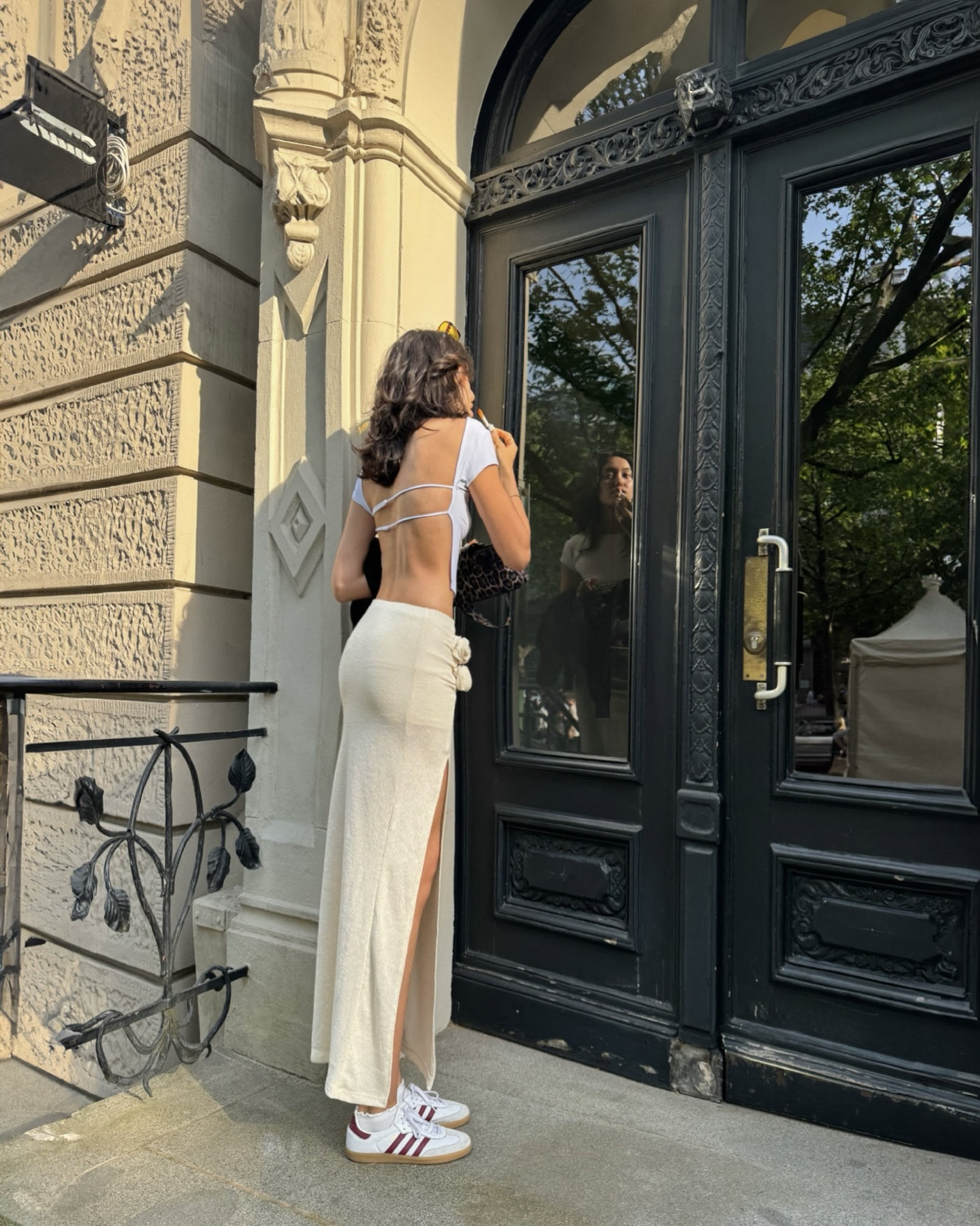 open back weekend spring summer outfit 🌼 yellow maxi skirt with flower detail from bershka & open back white crop top from pull and bear & leopard print bag and leo print sunglasses  ❣️

#LTKdeutschland #LTKspring #LTKsummer