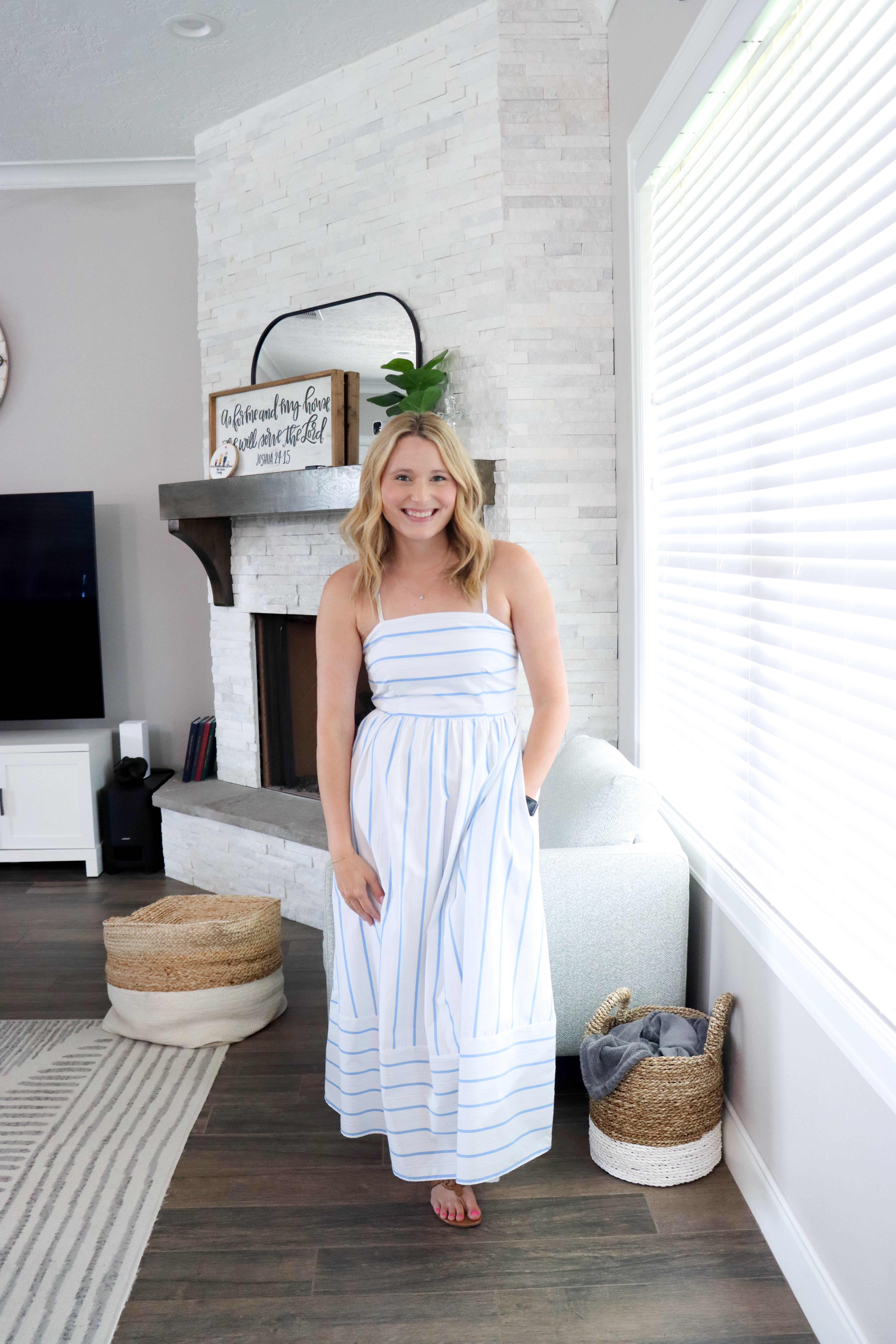 Easy, breezy, and perfect for summer ☀️ This Amazon dress feels like a splurge but is under $35! It’s lightweight, lined, and has POCKETS 🙌🏻 

 #LTKSummerEdit #LTKFindsUnder50 #LTKStyleTip