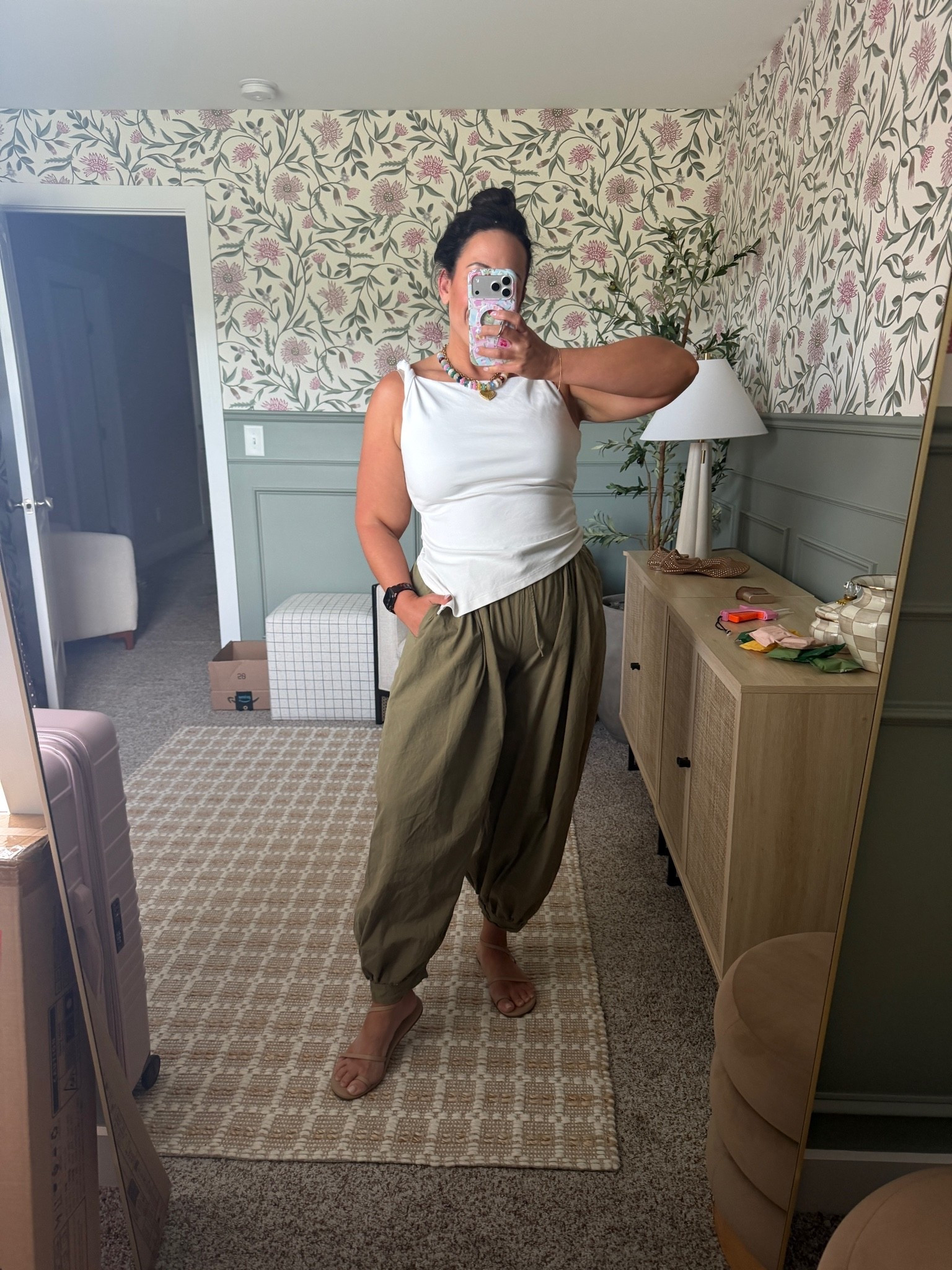 Amazon Live get ready with me outfit of choice!! 🤌🏼💁🏻‍♀️

#LTKootd #LTKMidsize #LTKBeauty