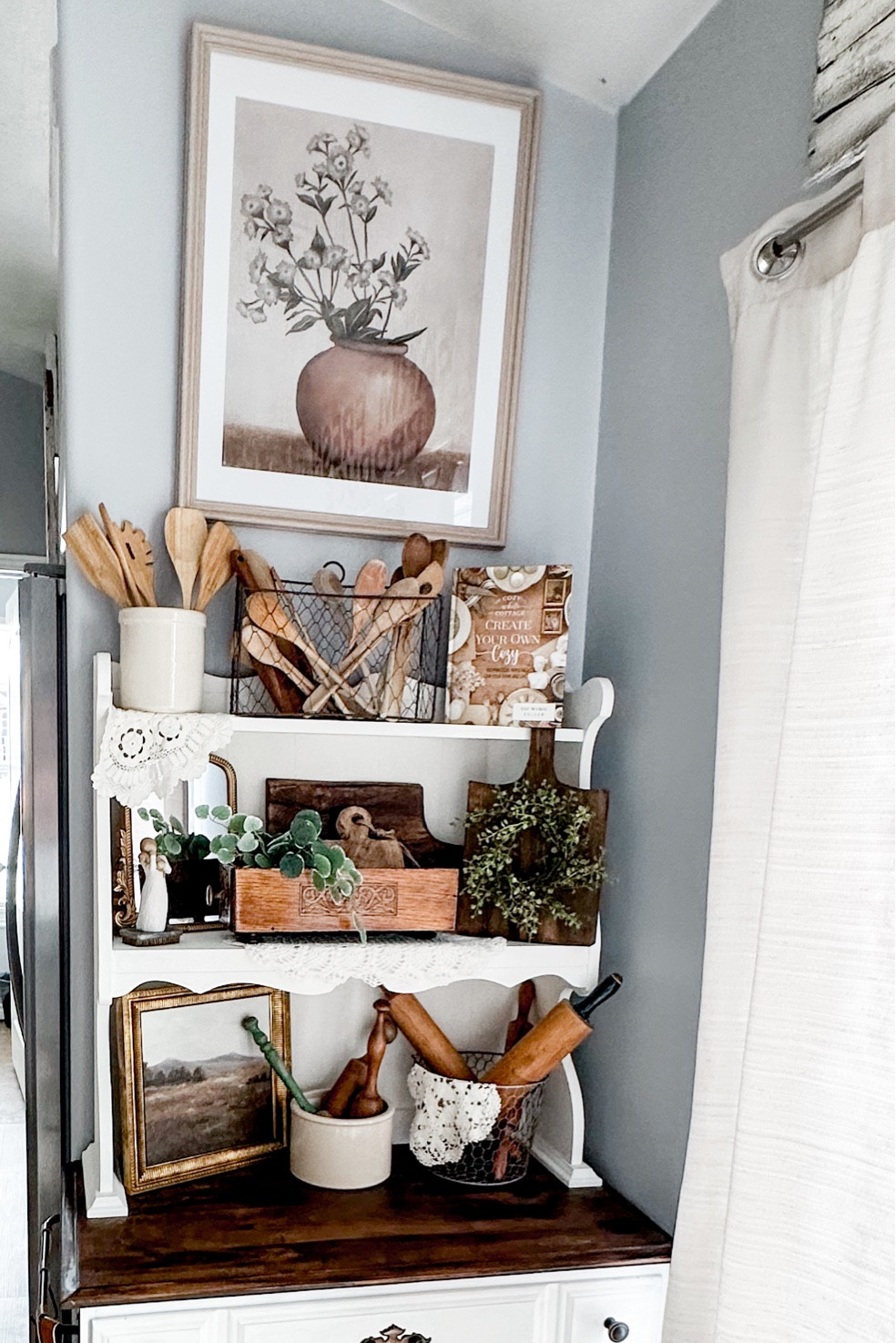 Hutch Decor

#LTKfindsunder50 #LTKhome #LTKSpringSale