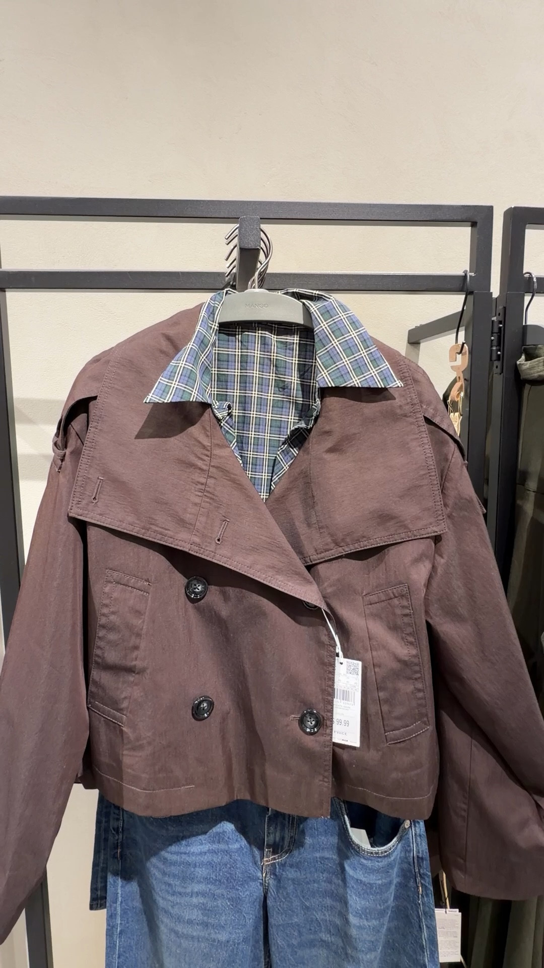 El trench VIRAL de MANGO indispensable en nuestro armario 😍

#LTKdayinmylife #LTKgrwm #LTKootd