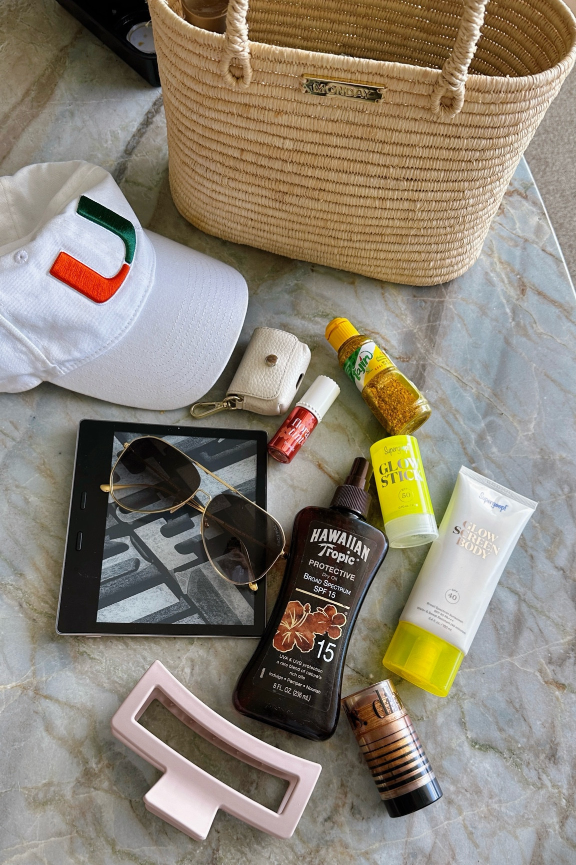 Beach bag essentials 🏝️

#LTKSeasonal #LTKtravel #LTKbeauty