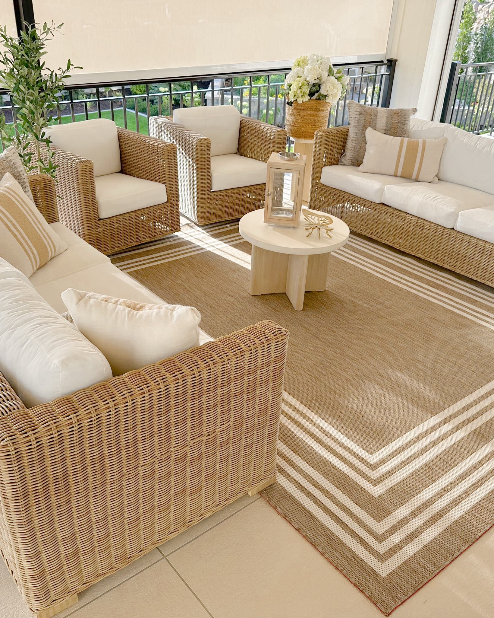 Beautiful outdoor set!!  I’m in love…🫶

#LTKSaleAlert #LTKHome #LTKSeasonal