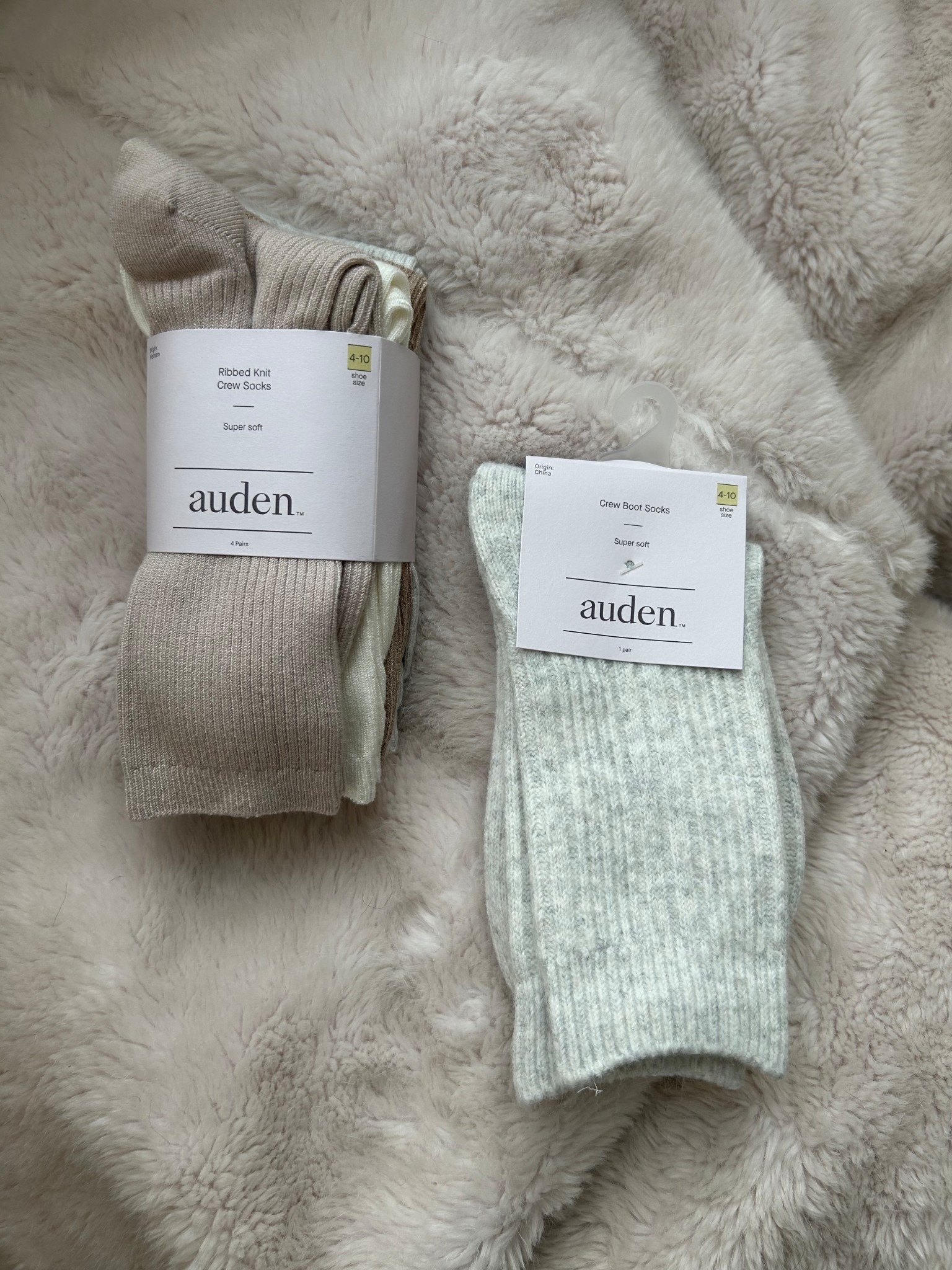 Cozy socks! 

#LTKSeasonal #LTKdayinmylife #LTKootd