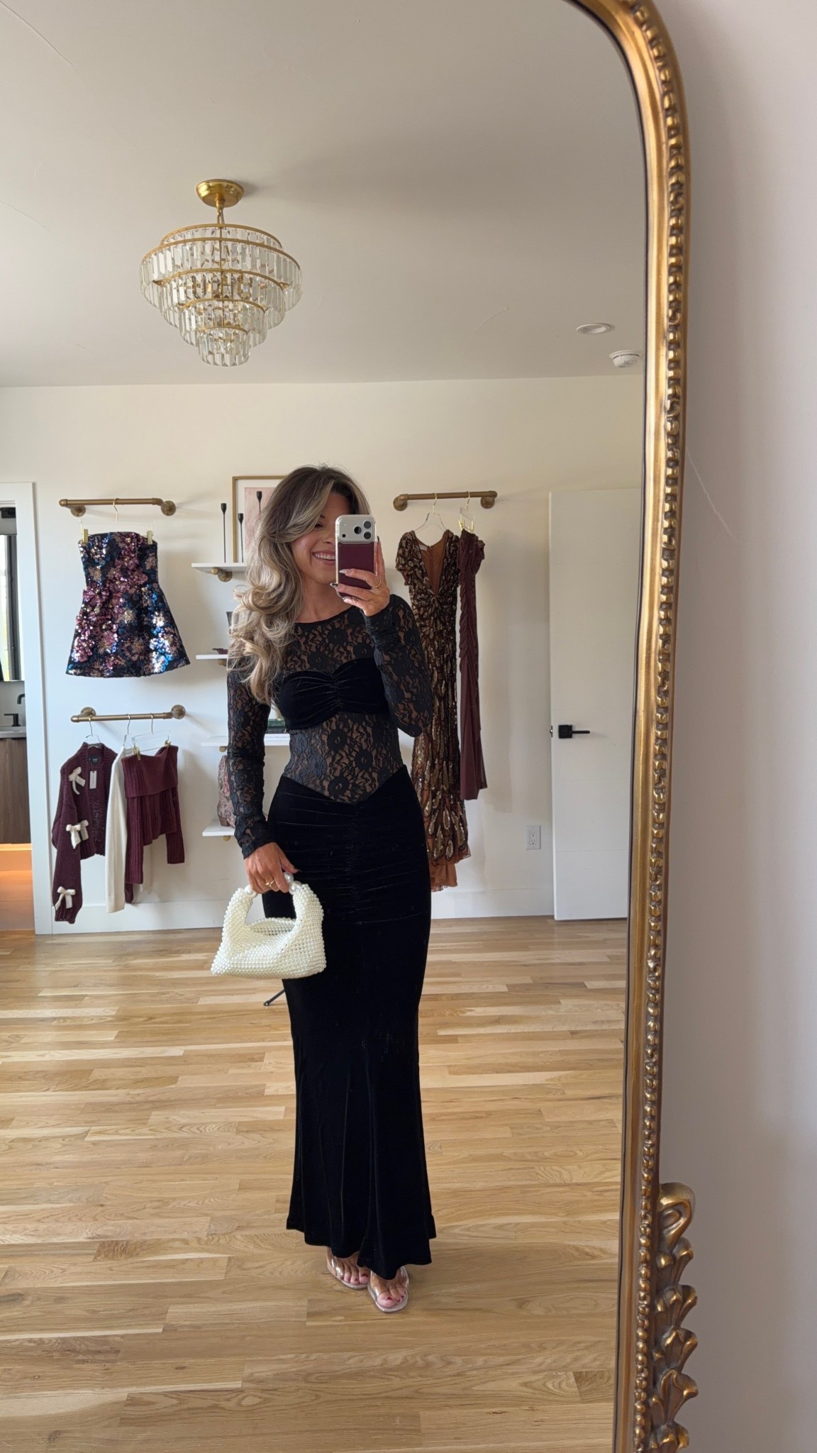 Amazon black velvet and lace formal event and wedding guest dress

Sized up to a 4

Wedding guest
Formal event
Black tie
Holiday event
Winter party
Velvet
Lace
Long sleeve
Special occasion

#LTKWedding #LTKHoliday #LTKParties