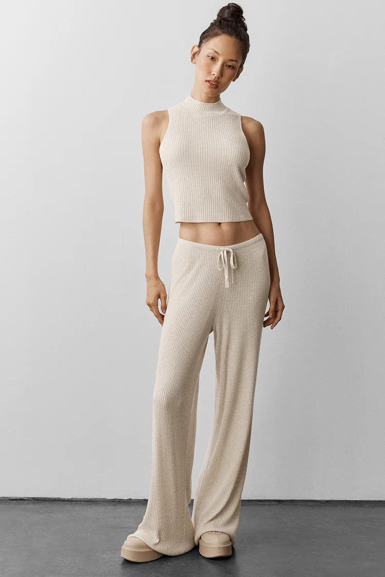 Sweater Knit Unwind Sleeveless Top | Alo Yoga (US)