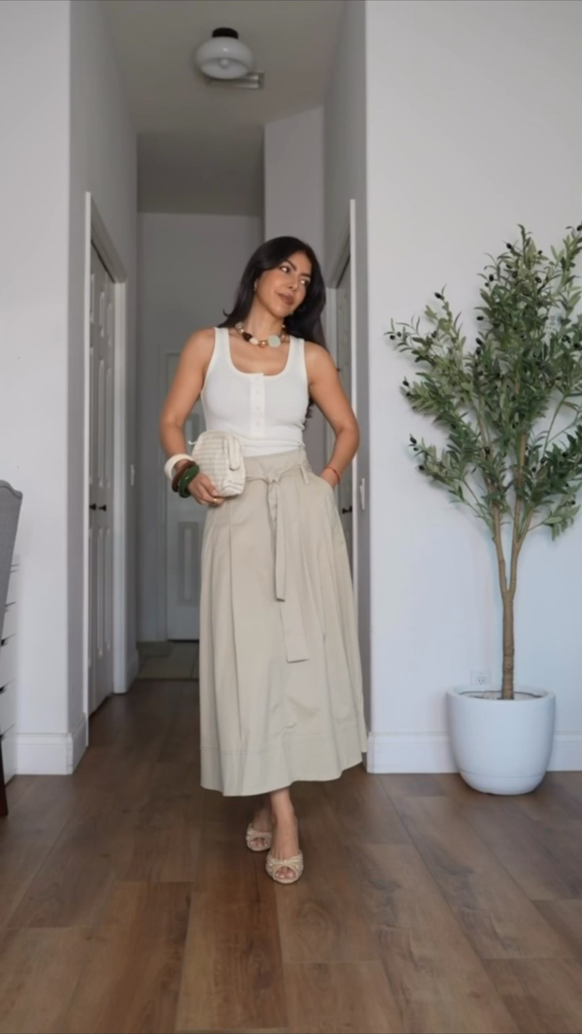 Simple Summer outfit from Zara!  

Styling a belted midi skirt with a simple white tank top and some kitten heels! Linking more from my recent Zara haul below!


Zara summer outfits, dinner outfits, zara new in, cargo maxi skirt, summer outfits

#LTKgrwm #LTKootd #LTKSeasonal