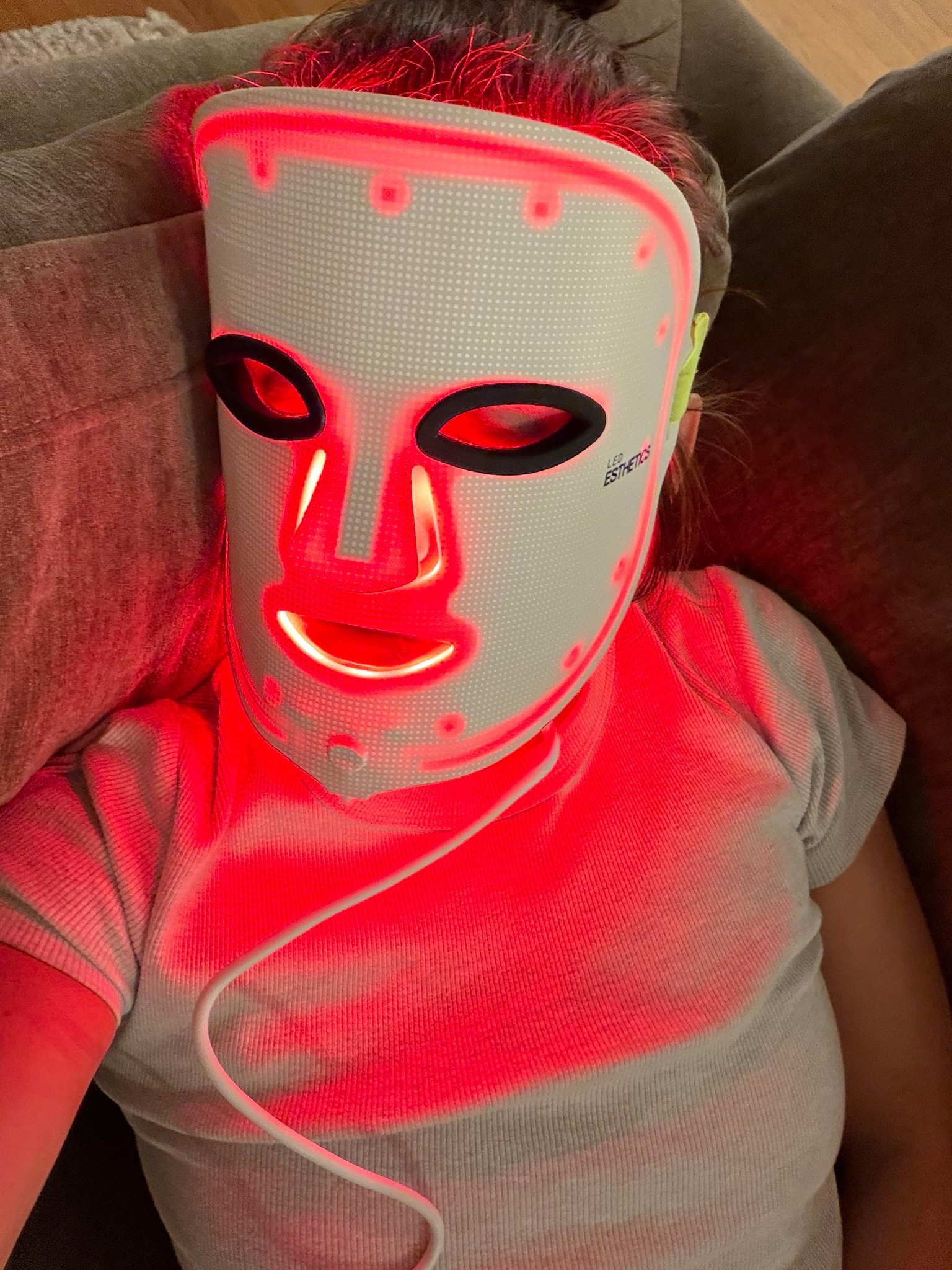 Nightly routine once kiddos are asleep ✨✨

#redlighttherapy