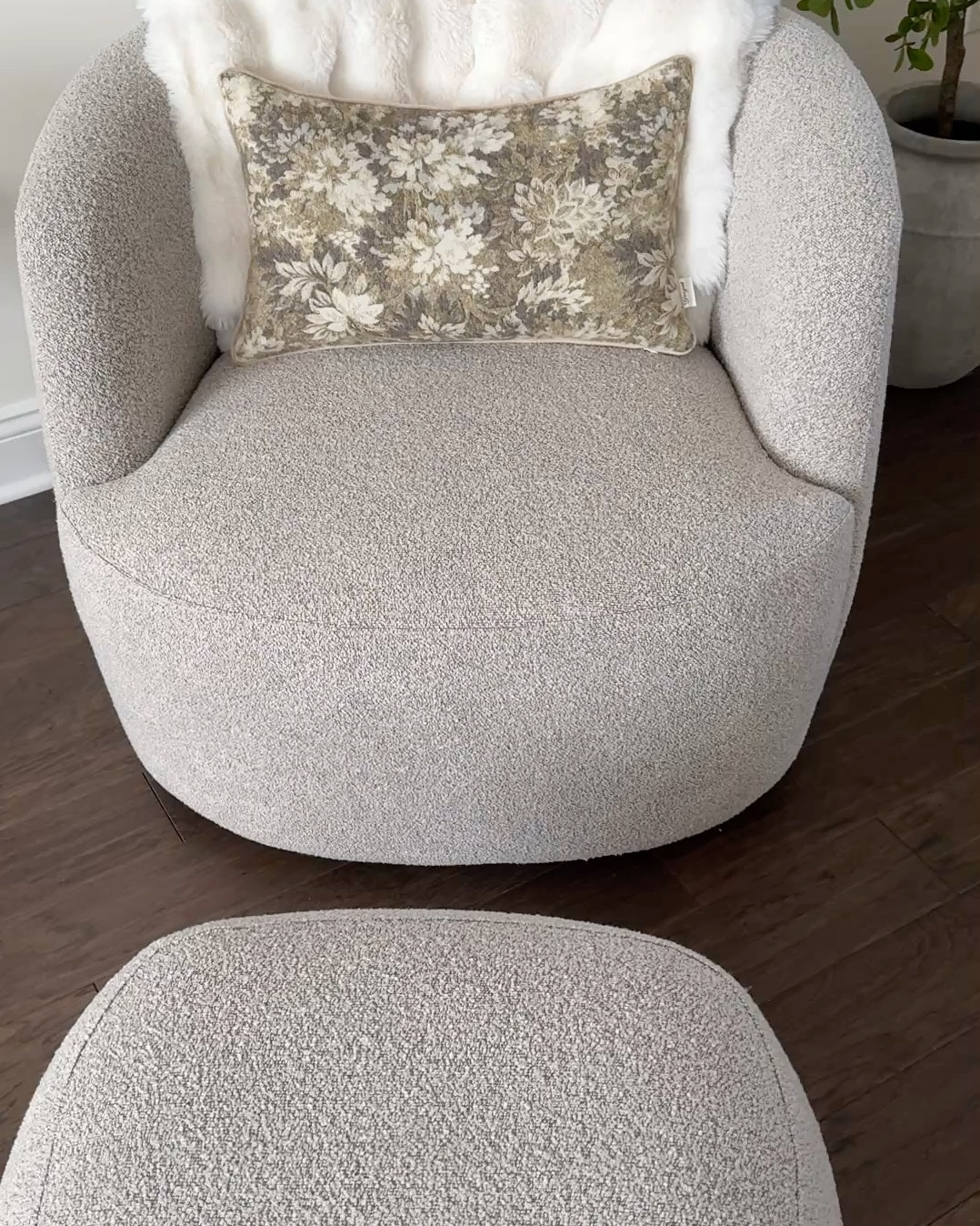 Chair and matching ottoman! Love this, it’s perfect for an empty corner or space, not too large and very comfortable! 

#LTKHome #accentchair #chair #furniture #moderndecor