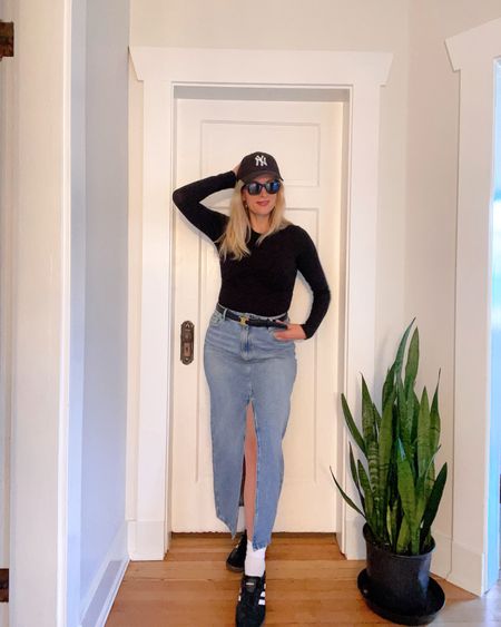 Cool mom fall! This denim midi is so trendy and comfortable! Also my belt is inspired by the Celine belt that is everywhere right now! Add in adidas sambas, a long sleeve black shirt and a NY baseball hat! 


#LTKmidsize #LTKstyletip #LTKfindsunder100