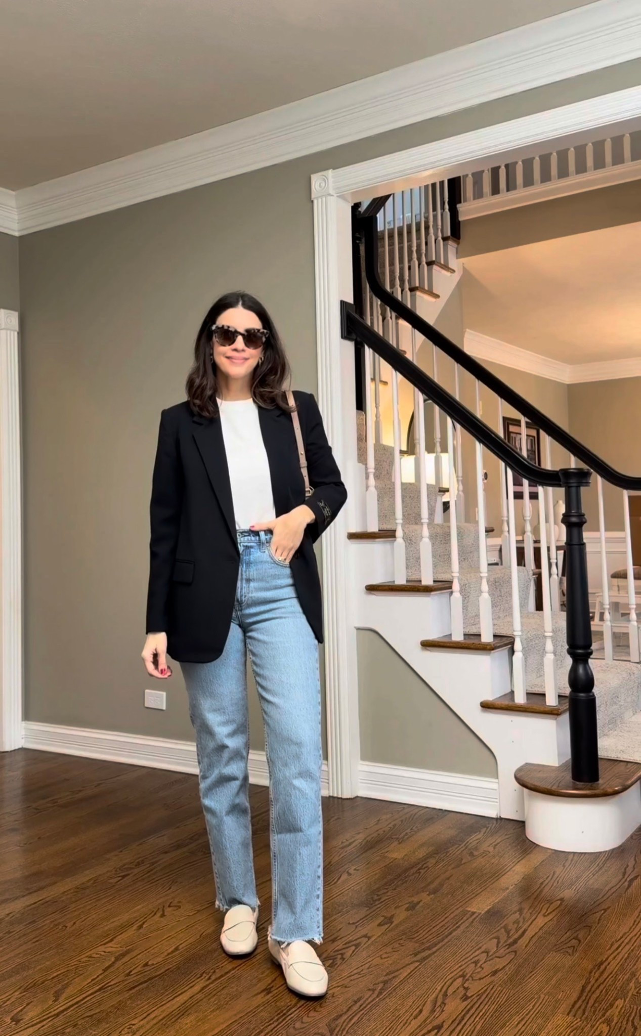 Minima spring outfits with jeans 
Wearing my true size in the jeans
Medium in the tee and small on the blazer 

#LTKSeasonal #LTKSpringSale