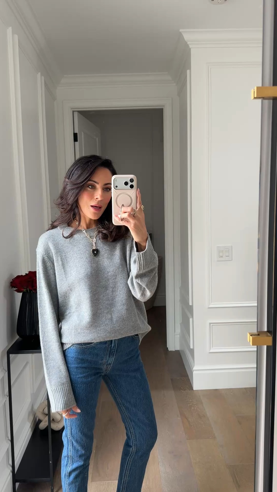 The sweater we all need!

Thatch code: 15lucy

#LTKOver40 #LTKHoliday #LTKmomlife