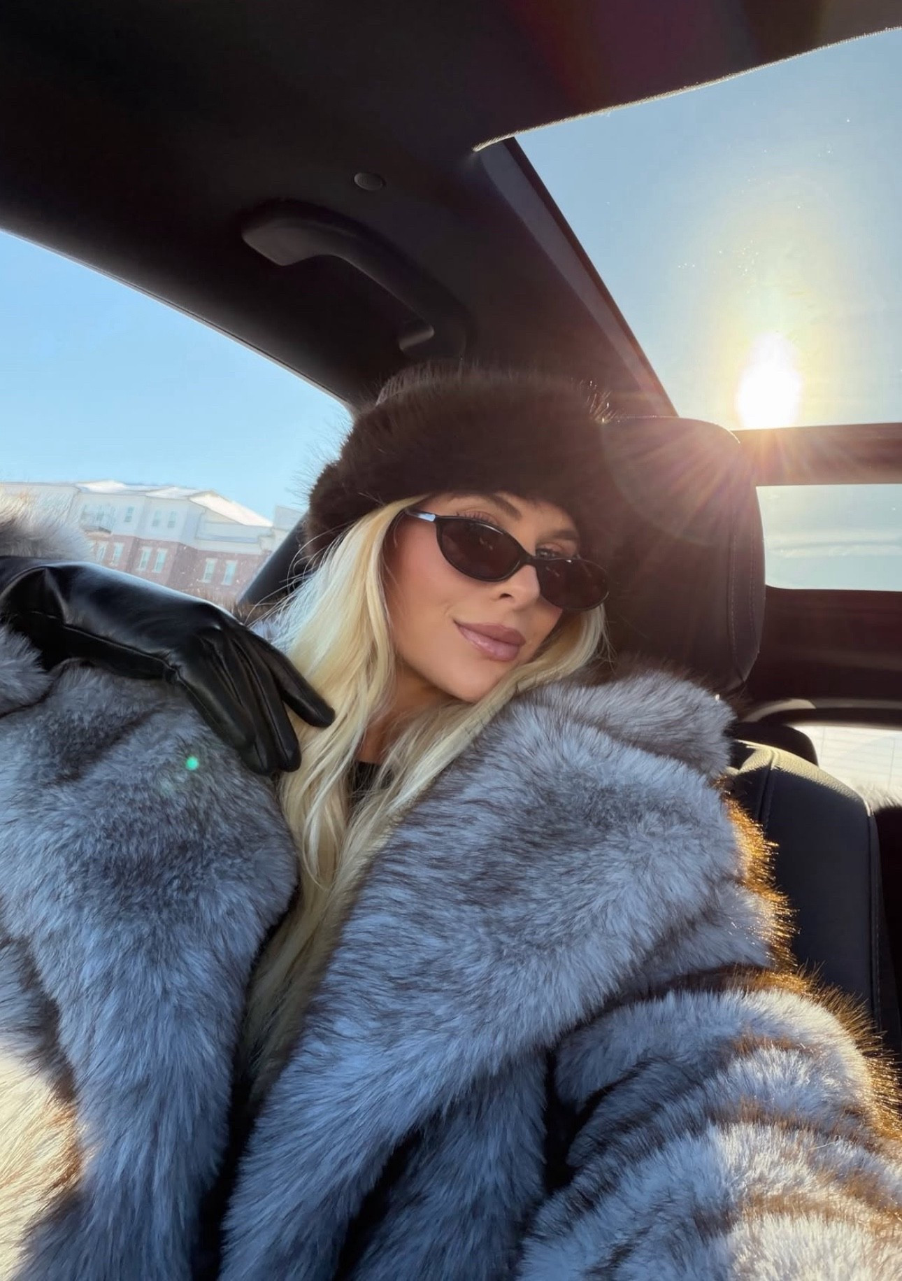 Wearing a 27 long in jeans (sized up for pregnancy), linking similar faux fur coats, boots are true to size.
#kathleenpost

Holiday outfit, winter outfit, apres chic, winter chic, aspen



#LTKSeasonal #LTKHoliday #LTKootd