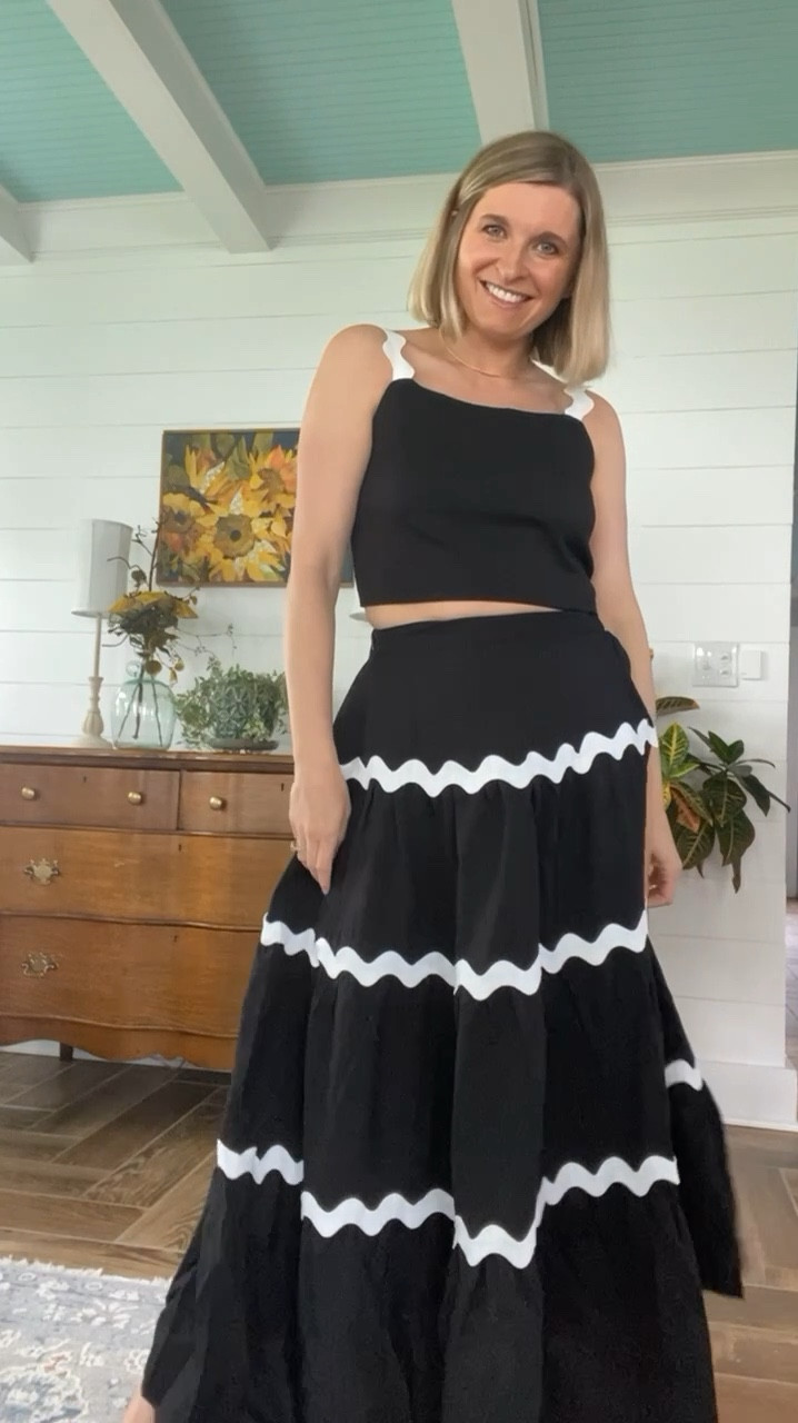 👏🏼 👏🏼 👏🏼 
This brand from #amazon has yet to disappoint! This is the 3rd purchase I e made from them and all have been 💯 
:
I’m 5’3 130lbs and wearing size small. Both top and bottom fit tts and have elastic in back for more wiggle room! I popped pasties on so no bra necessary for this gal 💃🏼 

#LTKfindsunder50 #LTKstyletip #LTKtravel