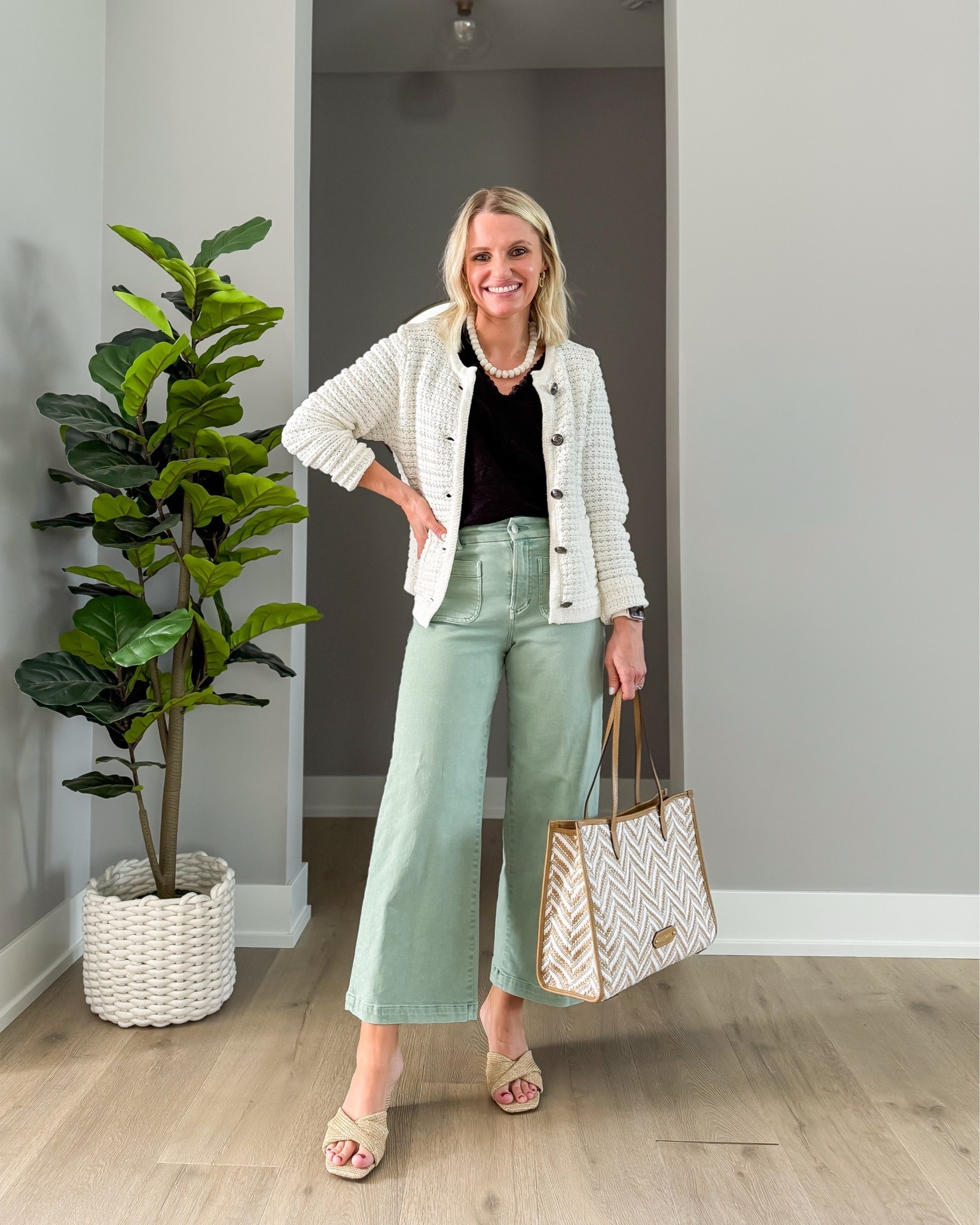 Spring outfit idea with green cropped wide leg pants! 
Top- xs
Pants- 25
Cardigan- small
Use code: DJXKATIE20 for 20% off