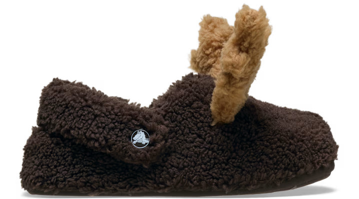 Toddler Classic Cozzzy Reindeer Slipper | Crocs (US)