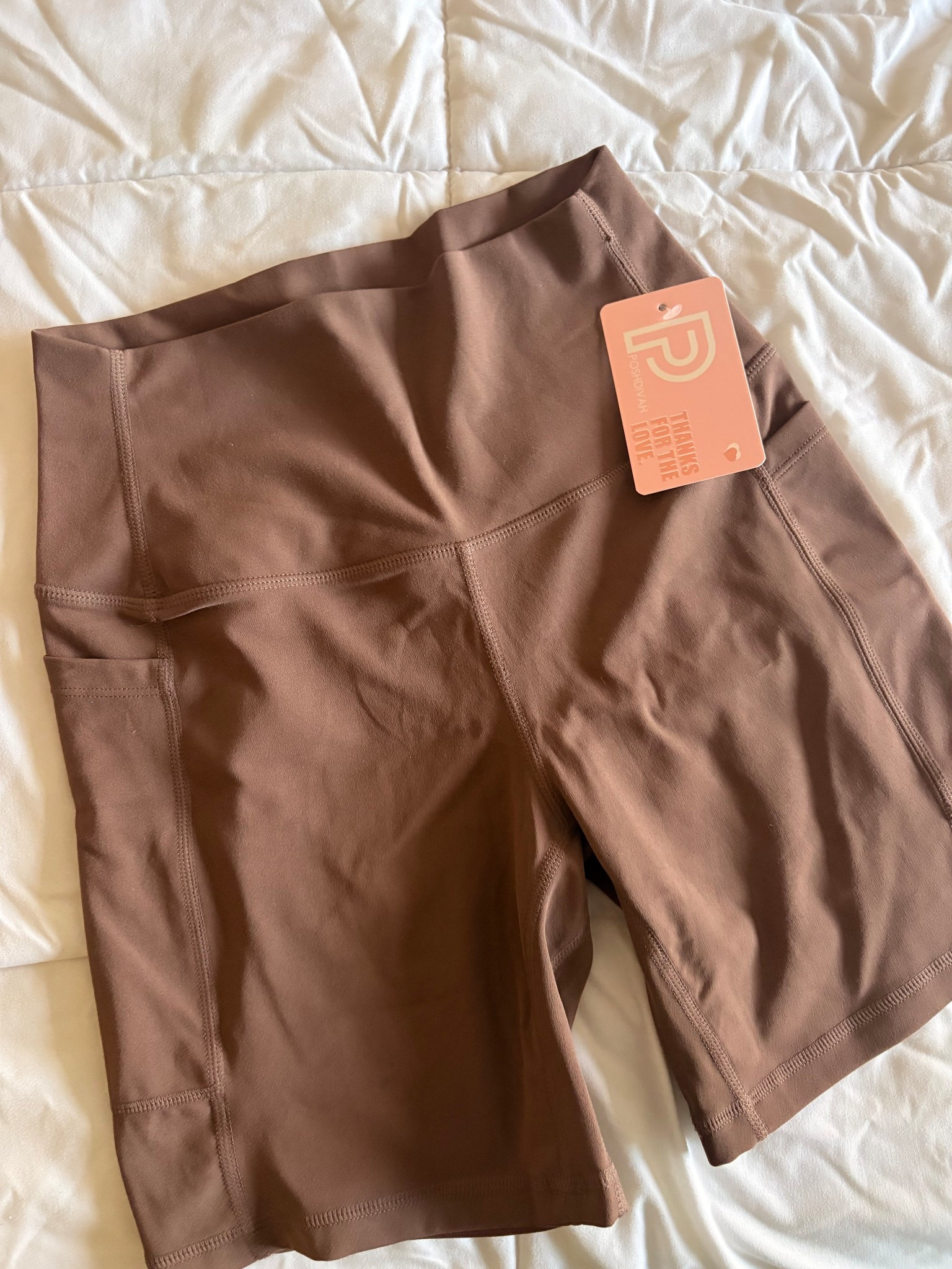 Butter Soft biker shorts, made with postpartum moms in mind 🫶🏼



#LTKgrwm #LTKmomlife #LTKootd
