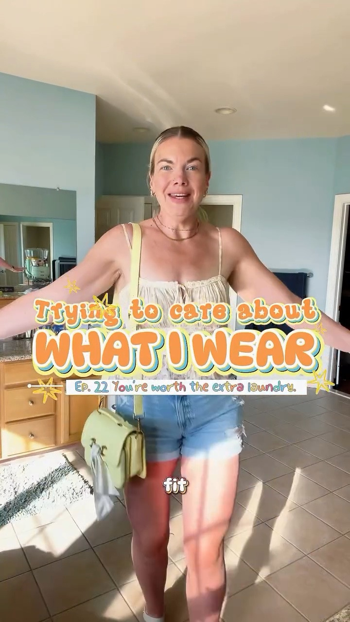 Ima look cute when I wanna look cute damn it! This fit brought so much joy and that’s why we’re going think ! Go wear something that lifts your mood, friends! 💛

#wearwhatyoulove #lookgoodfeelgood #ootd #momlife #mombod

#LTKootd #LTKmomlife #LTKMidsize