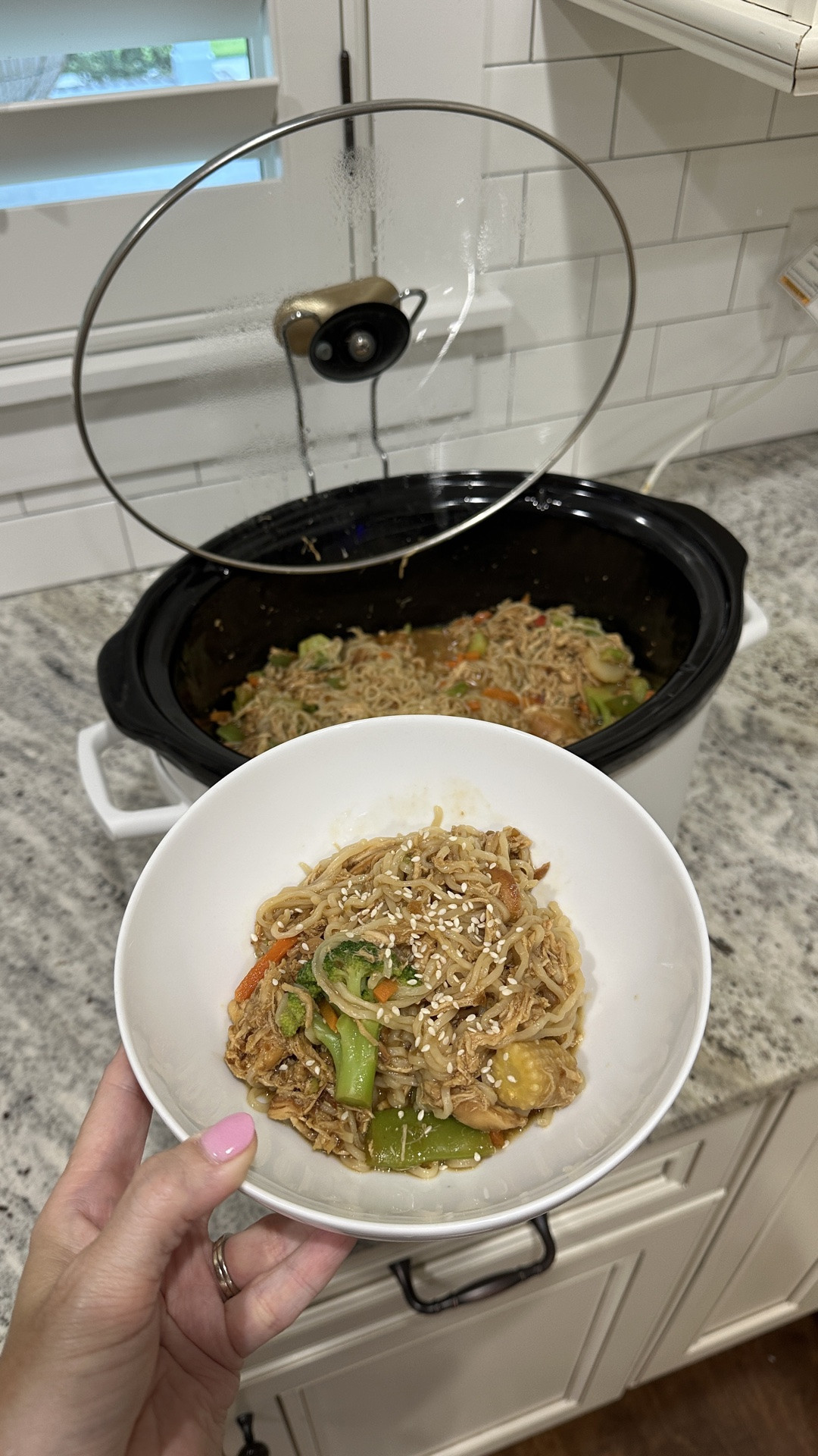 Another easy slow cooker dinner for the WIN. 🙌🤍

These Slow Cooker Teriyaki Chicken Noodles are one of those meals that look like you did way more work than you actually did. 😂

The chicken cooks in teriyaki sauce until it’s fall-apart tender, then you just shred it and toss everything together with ramen noodles + stir-fry veggies.

Easy, filling and so good!