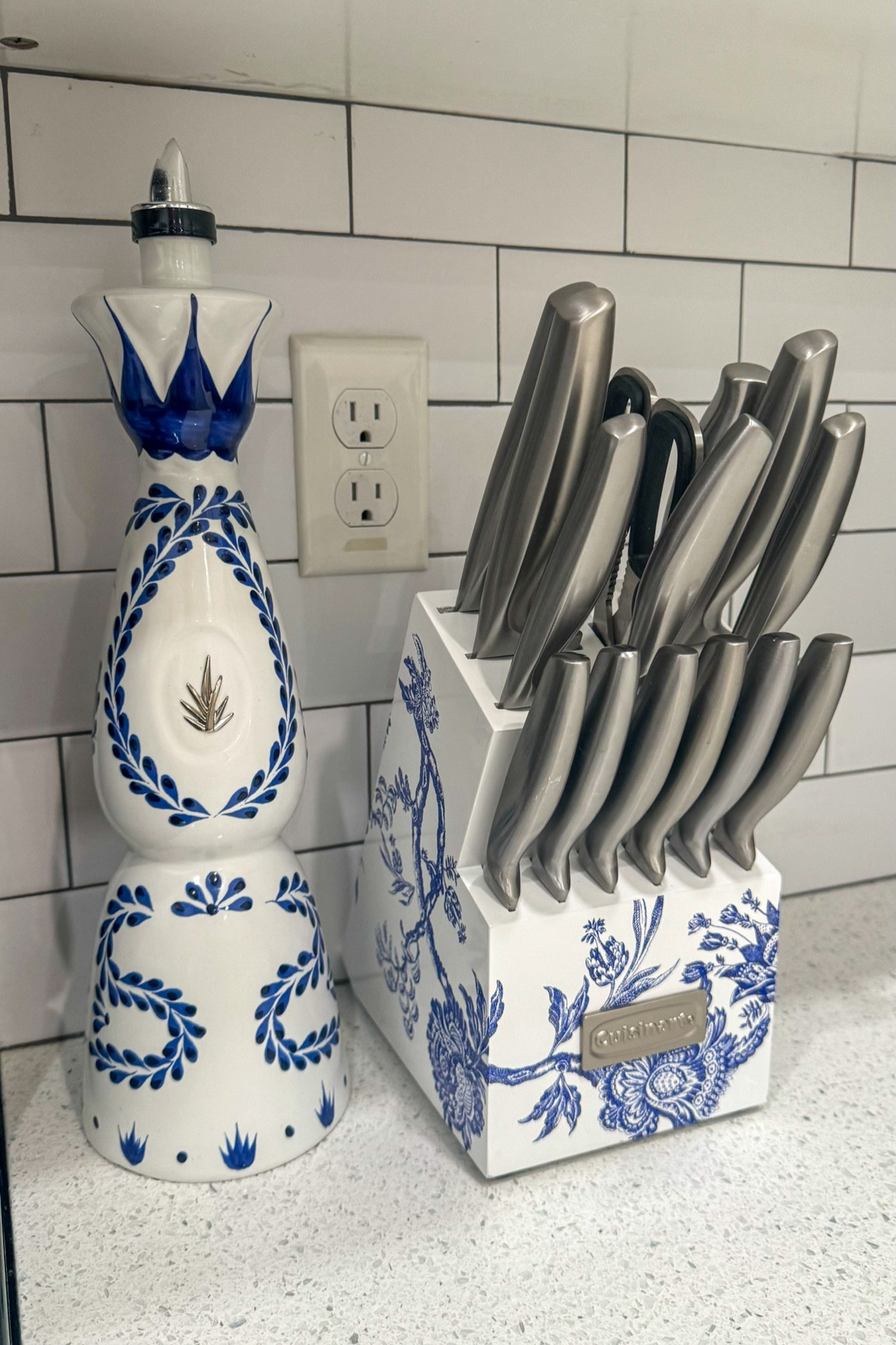 Olive oil dispenser 🫒 just a clase azul bottle I emptied and added olive oil over. The knife set compliments it so perfectly. 

#LTKHome #LTKStyleTip