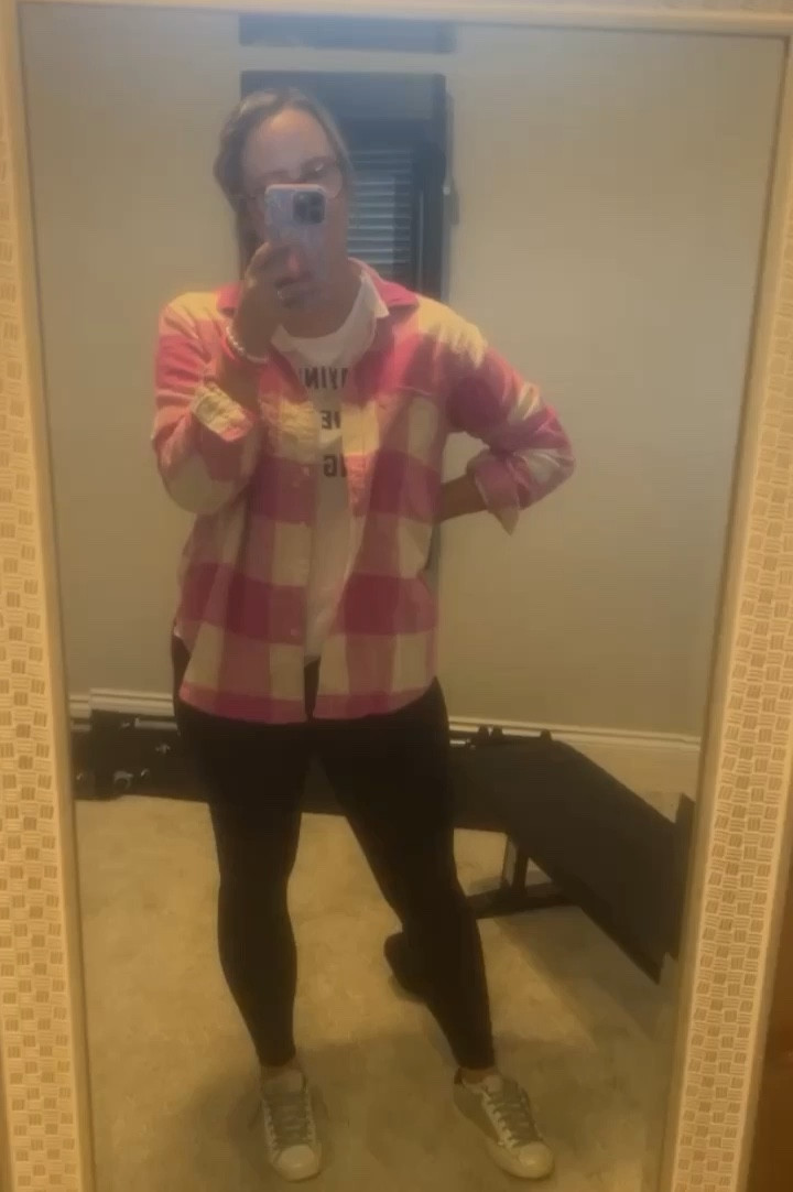 Best fall comfy outfit! Graphic tee, flannel, leggings! 

#LTKstyletip #LTKunder50 #LTKsalealert