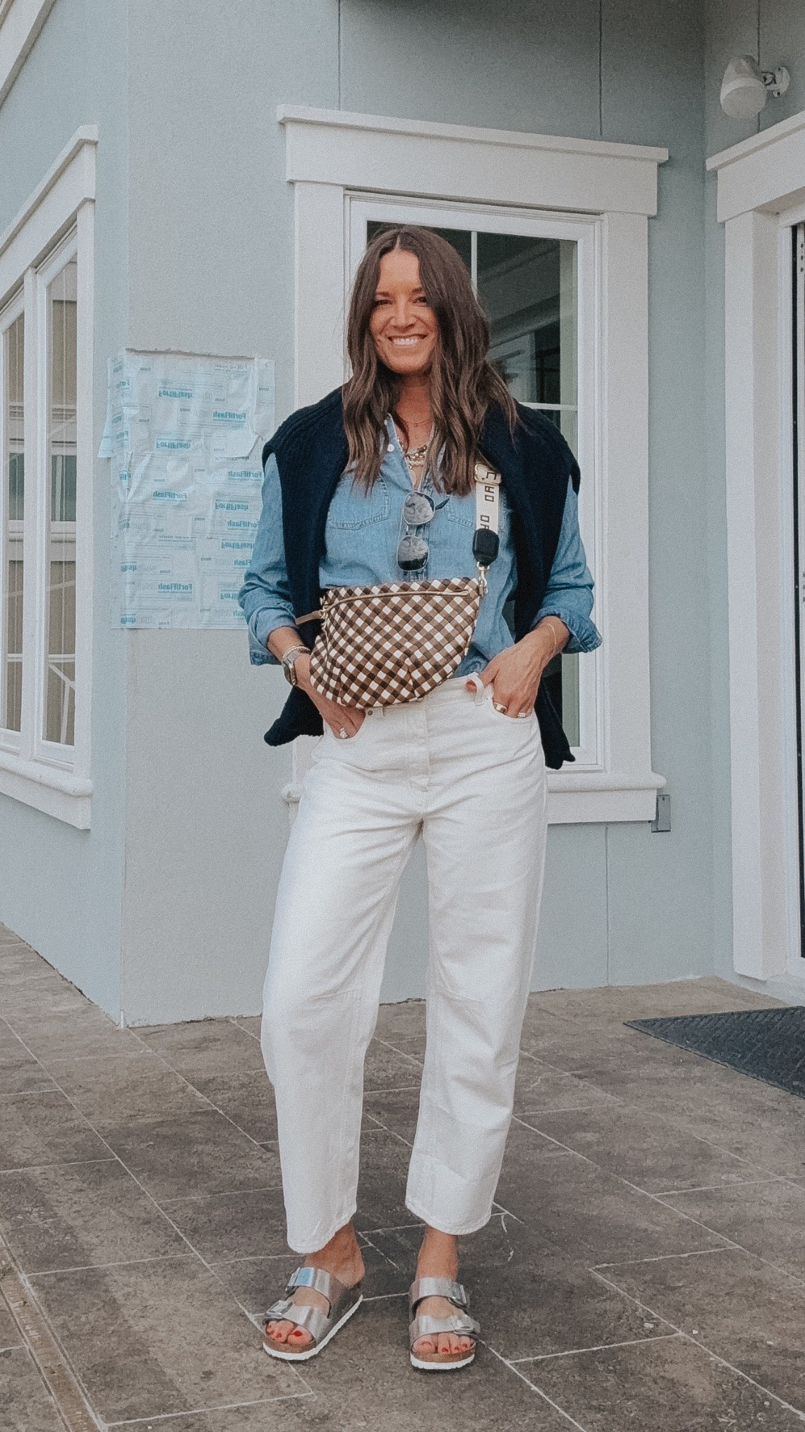 The perfect casual outfit! 

#casualoutfit #dartedbarrel #crossbodybag #plaidcrossbody #cableknit

#LTKTravel #LTKdayinmylife #LTKgrwm