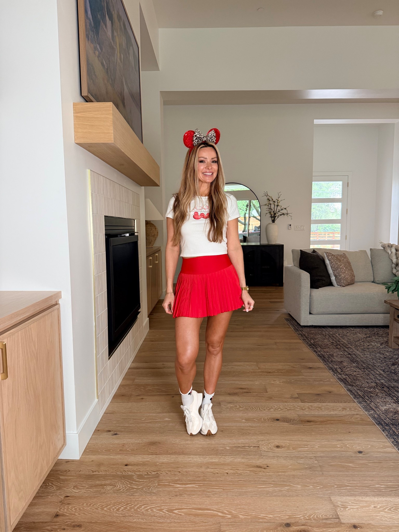 Disney outfits from Amazon that are actually cute AND comfortable for long park days 🎢✨ comment AMAZON and I’ll send you details 

I’m a mom on the go and I need outfits that can handle walking all day at Disneyland or DisneyWorld—these are lightweight, breathable, and still feel put together.

Comfy graphic tees, easy pleated skirts, sneakers you can walk miles in, and the cutest Disney accessories… this is exactly what I’m packing for our next trip.

Perfect for park hopping, travel days, and staying cute without sacrificing comfort 🤍

#DisneyOutfits #DisneylandStyle #DisneyWorldOutfits #AmazonFashionFinds #ThemeParkStyle