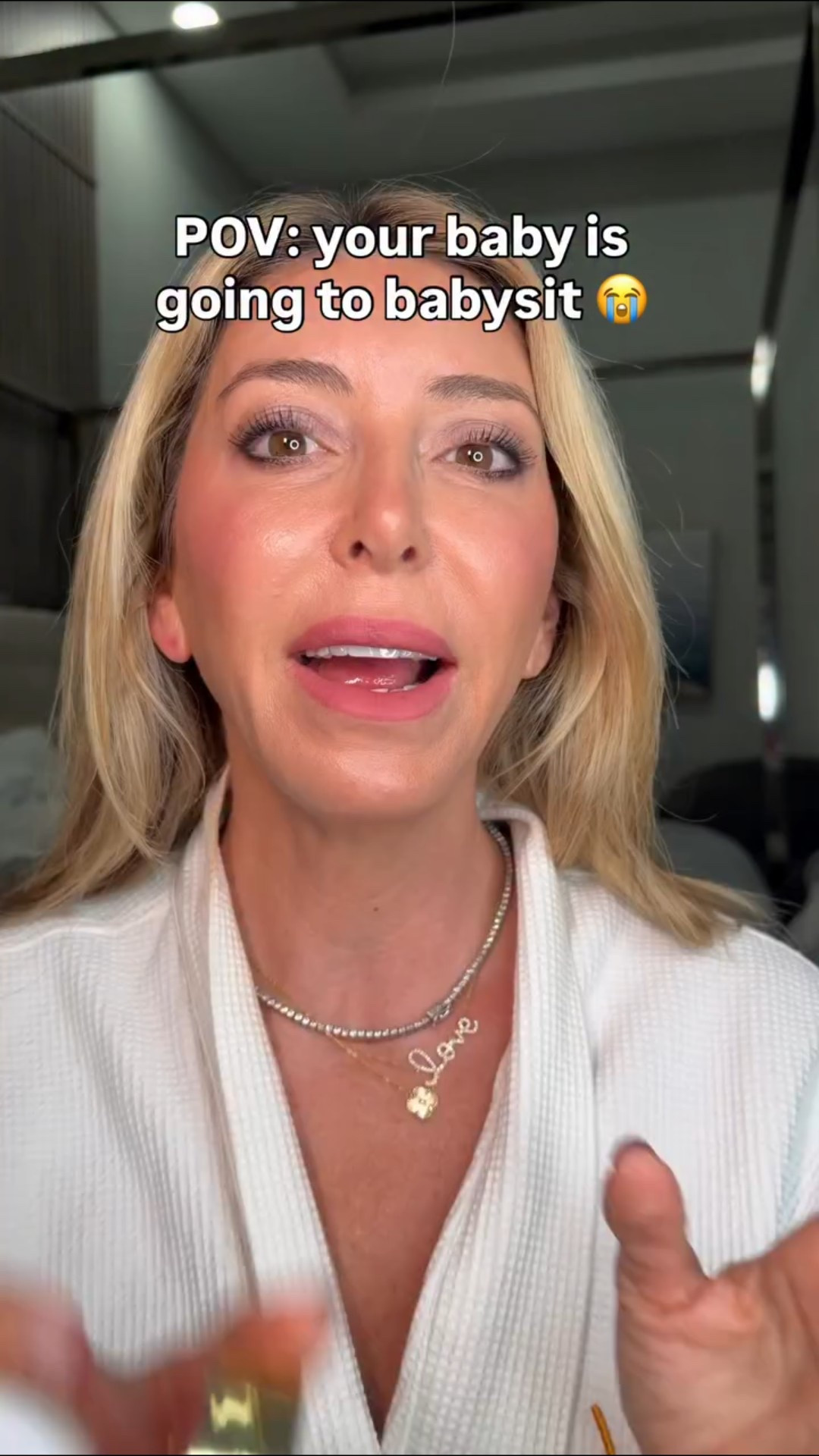 No one prepares you for when your baby becomes the babysitter 😭

Love sharing all these “firsts” with you guys! We are all in this motherhood thing together right? 

Comment shop for all makeup used and as always comment below with questions and make sure to save this reel for your Friday night out! 

#grwmreel #motherhoodinstyle #relatablereel