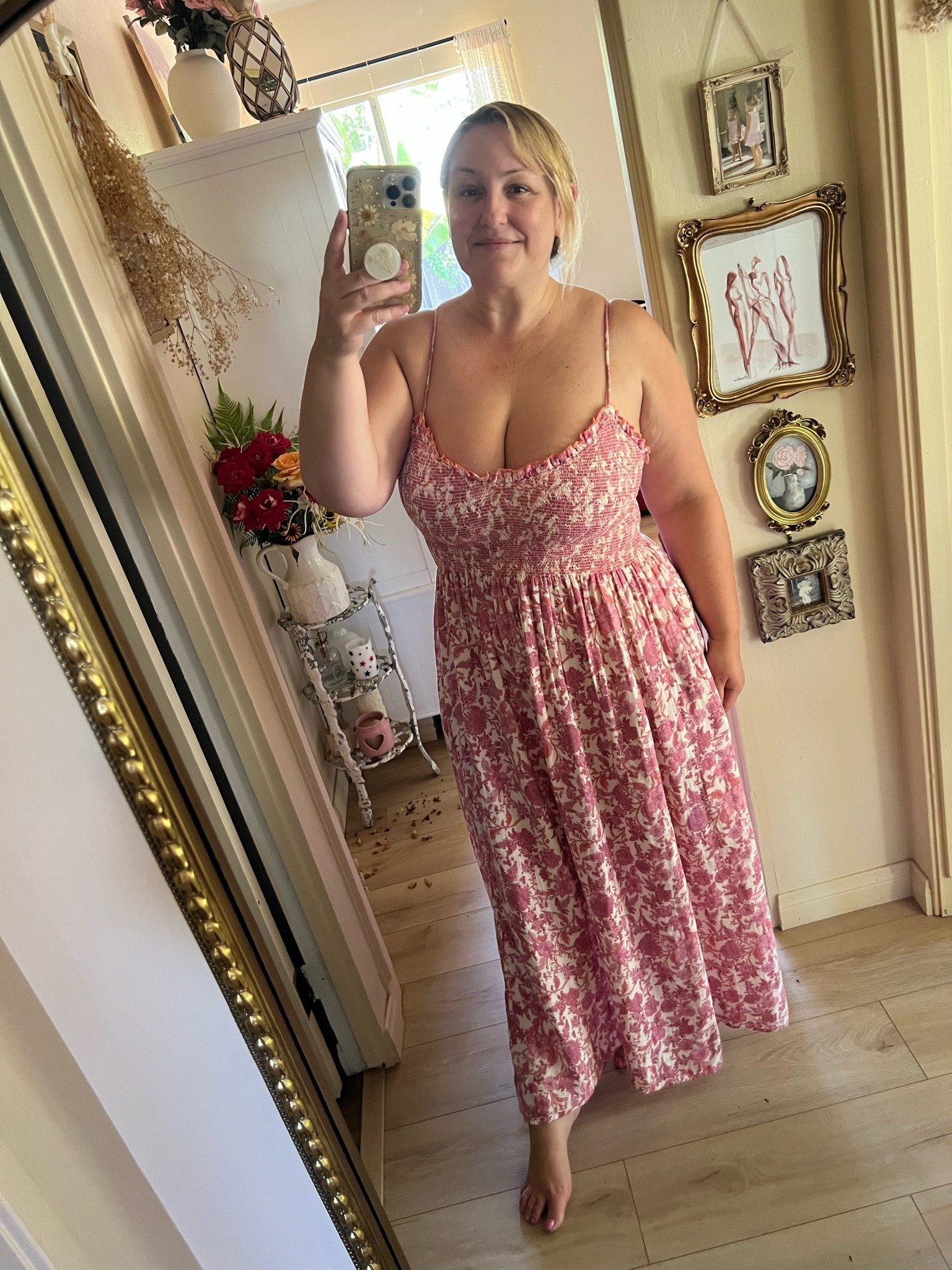 Pretty summer maxi dress perfect for lazy days where you just want to throw something comfortable on!
Comes in other colors and patterns!
I’m wearing size L

#LTKOver40 #LTKgrwm #LTKdayinmylife