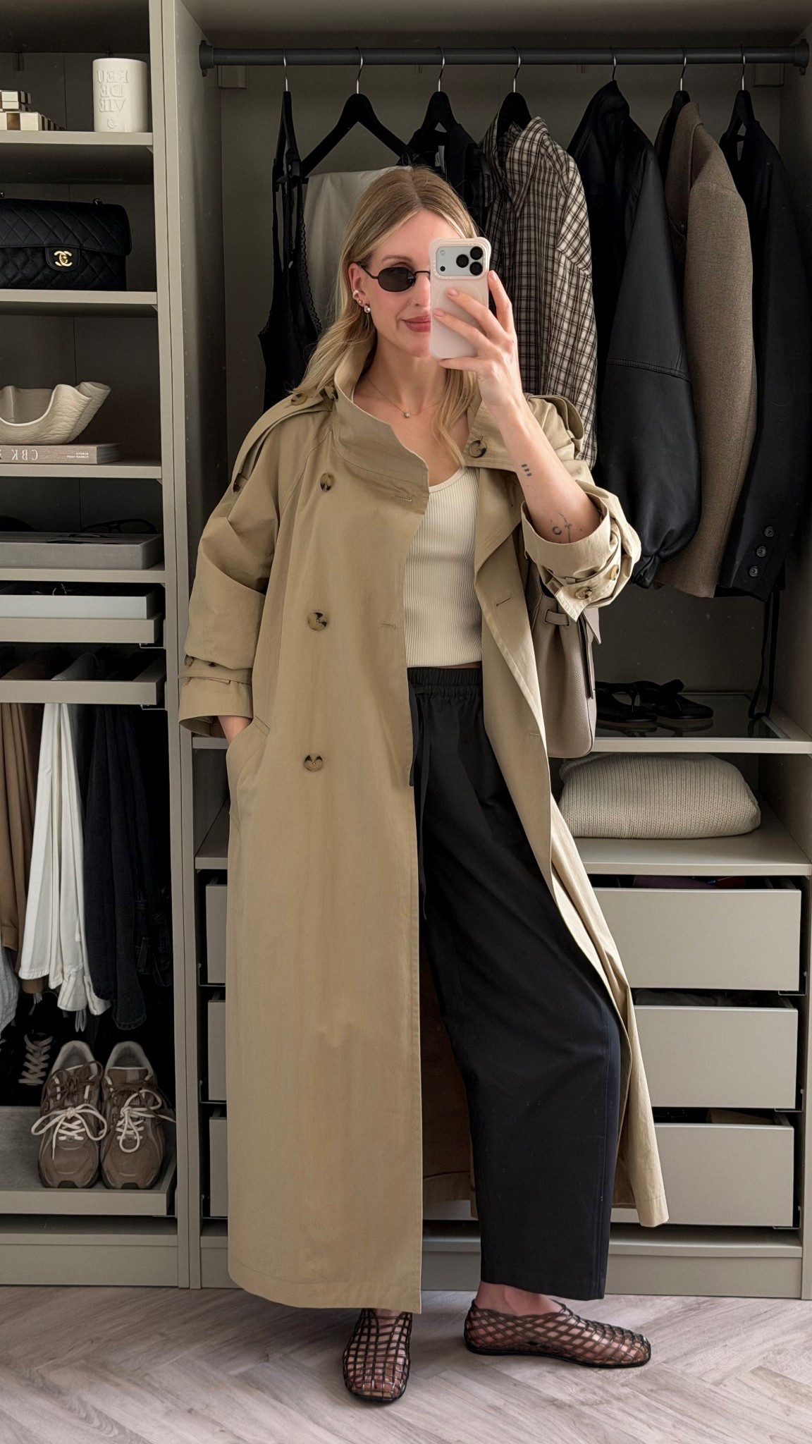 Cool mum outfit

Arket trench coat
Cotton barrrl leg trousers 
Tank top
Jelly flats 
Work Bag use code CHARLOTTE20
Neima Row pear diamond earrings 

Simple minimal style 

#LTKspring #LTKuk #LTKsummer