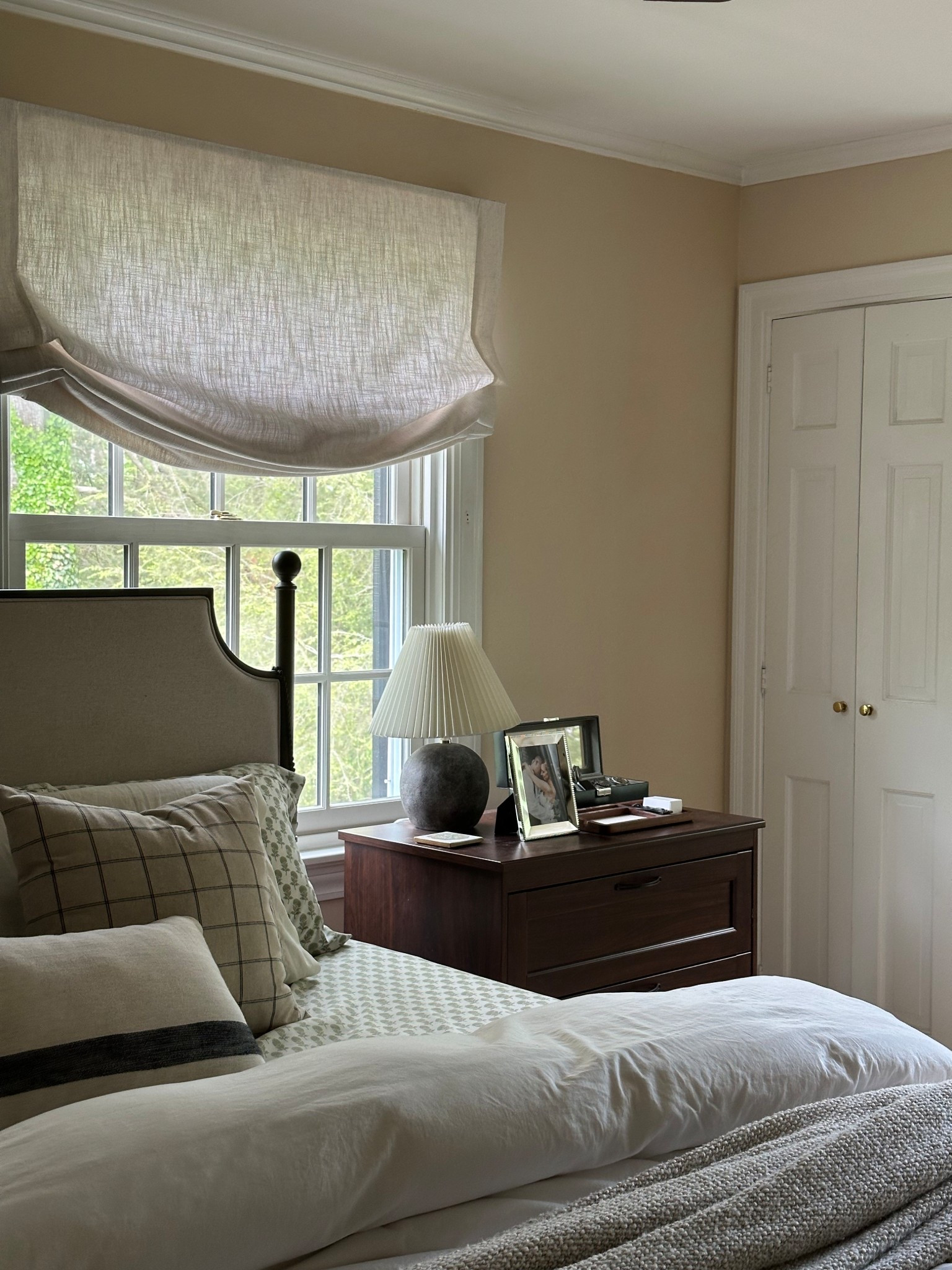 Primary Bedroom details #romanshades #primarybedroom #bedroomdecor

#LTKHome