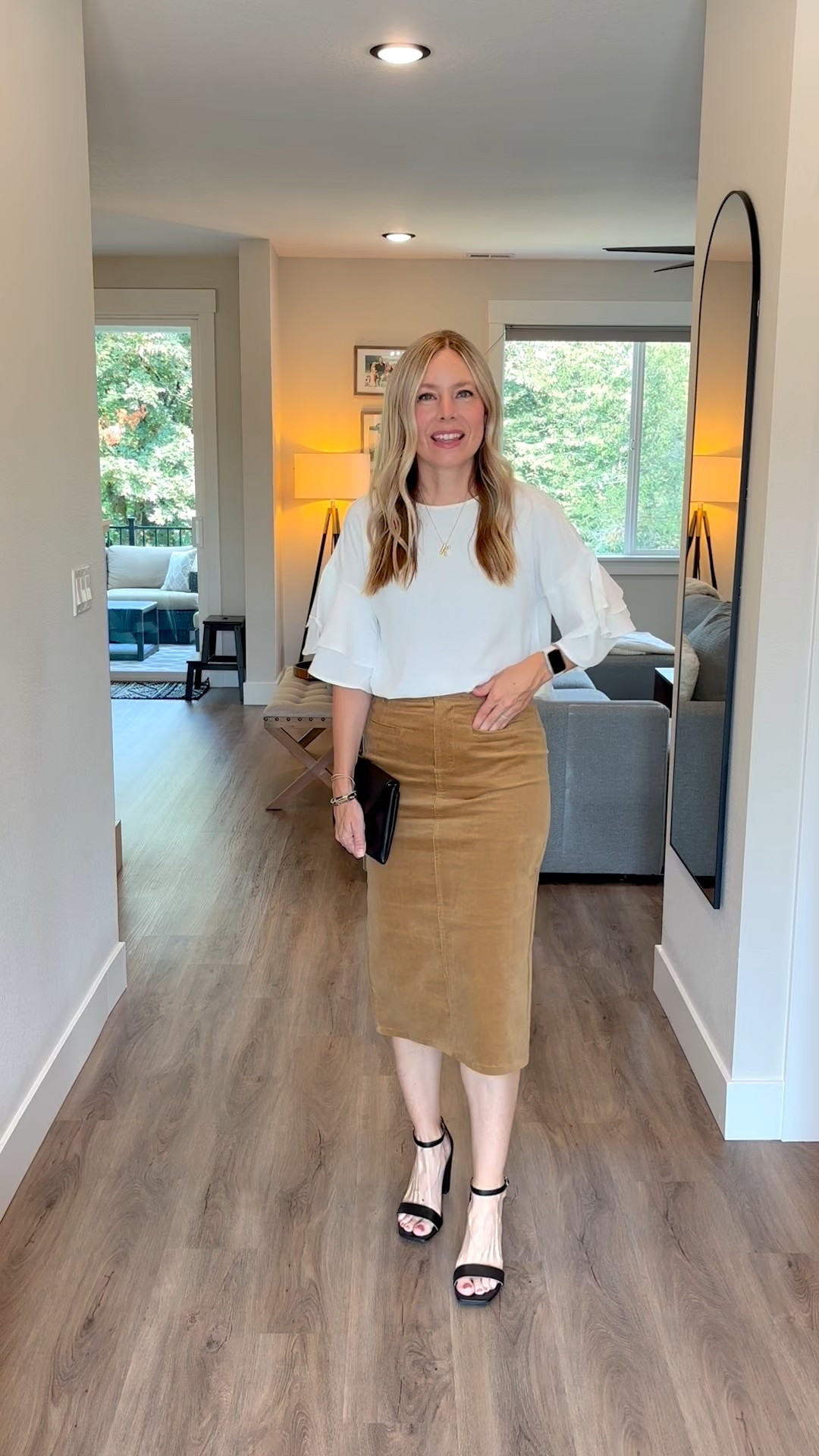 Outfit details….

#LTKCon #LTKTravel #LTKFallSale