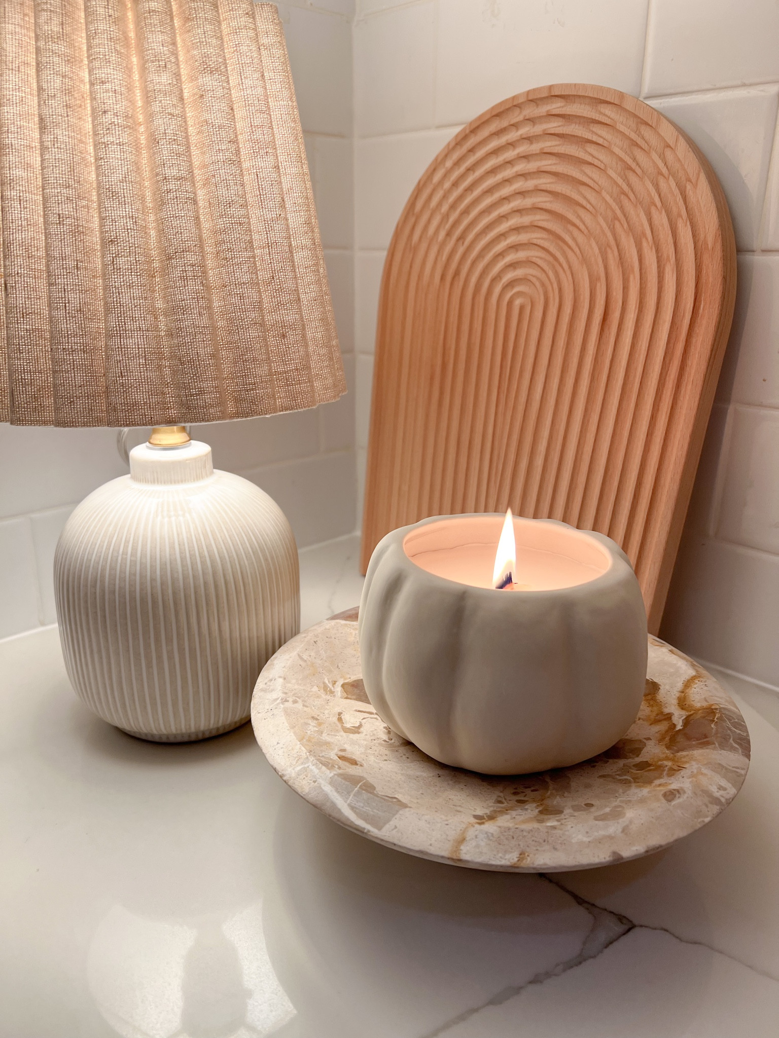 This corner of my kitchen is so cozy! 

Pumpkin candle, kitchen lamp, mini lamp, marble pedestal, threshold, Target fall decor, wood board, amazon finds, white lamp, fancythingsblog

#LTKfindsunder100 #LTKhome #LTKfindsunder50