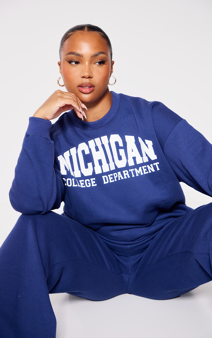 Plus Navy Michigan Printed Oversized Sweatshirt | PrettyLittleThing US