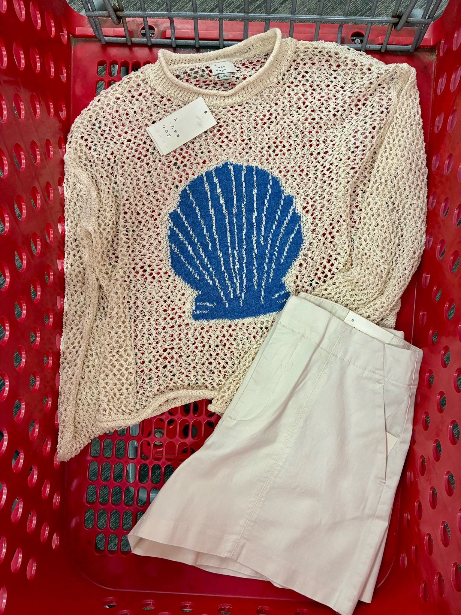 I just can’t with this sweater 😍

#LTKdayinmylife #LTKSeasonal #LTKmomlife