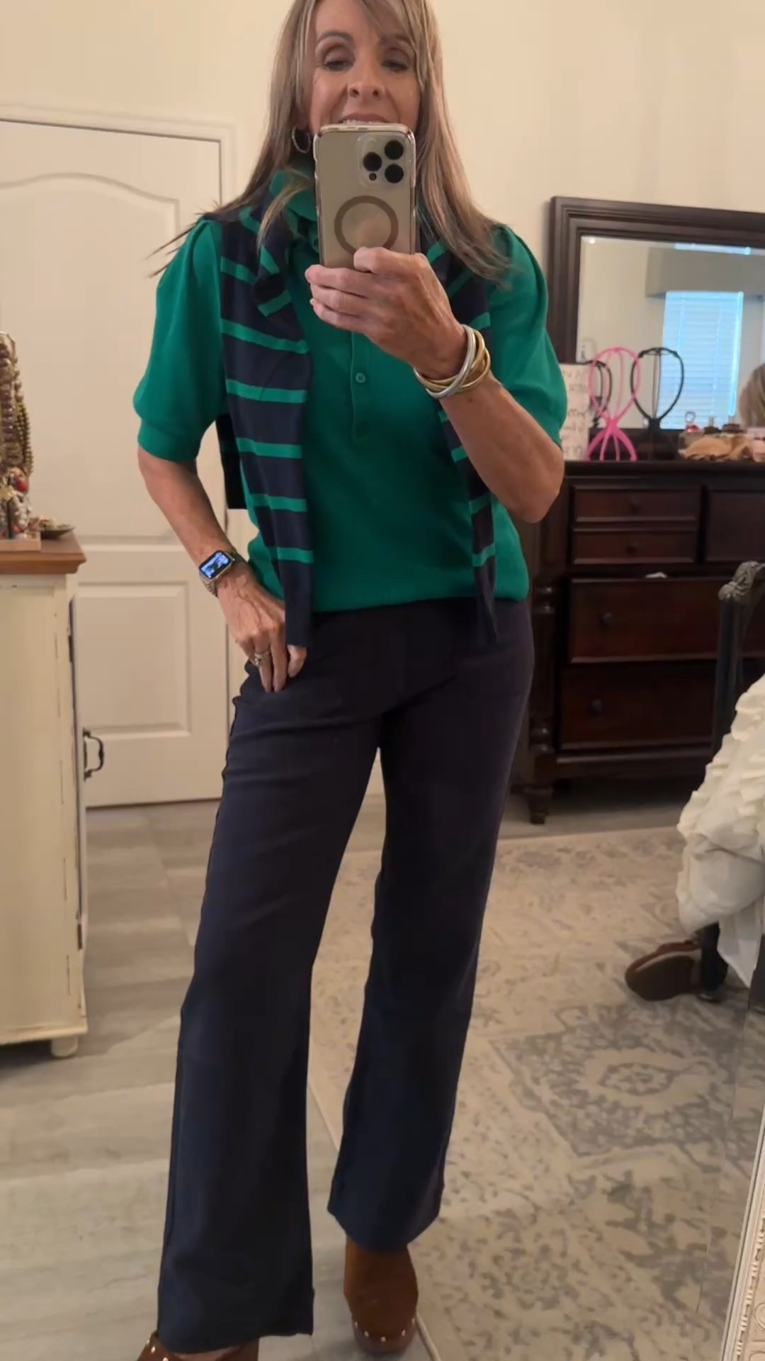 Everyday casual but make it look elevated. These terry cloth pants are insanely comfortable but look like trousers. All run TTS.
#everydaystyle #casual #styleover40 

#LTKOver40 #LTKstorytime #LTKootd