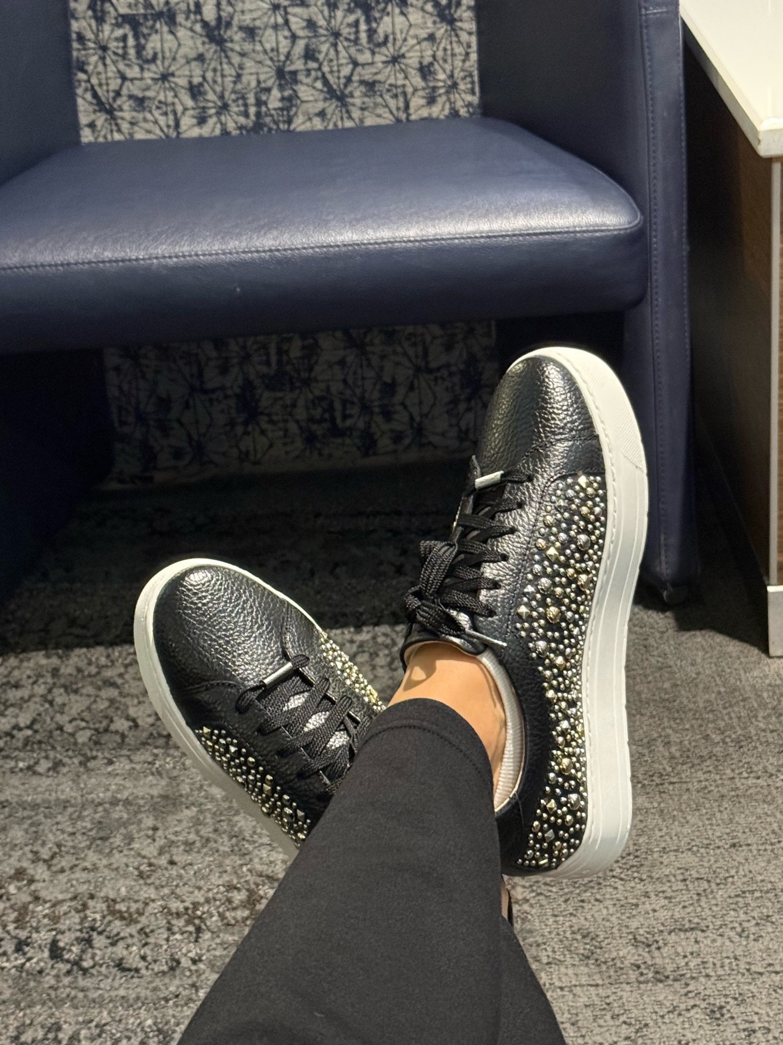 New sneakers today, and I’m loving the two-tone design. They were comfortable right out of the box with zero break-in time—and that extra half inch is definitely a boost to morale. With over 4K reviews, I had to try them, and I’m so glad I did!

#LTKNYFW #LTKootd #LTKOver40
